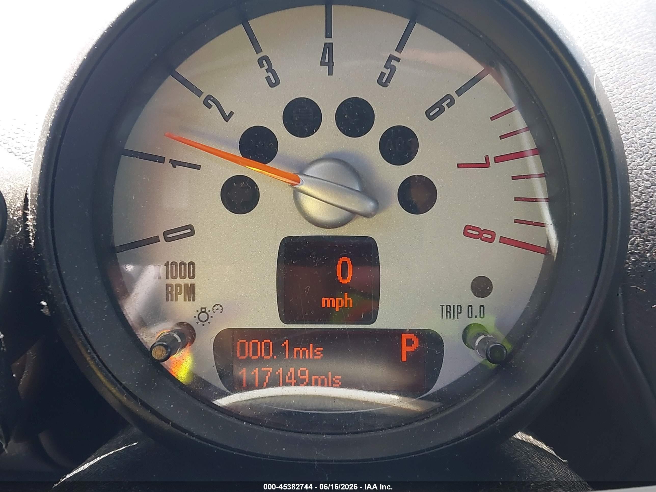 2011 Mini Cooper S Countryman   White vin: WMWZC5C58BWL54106