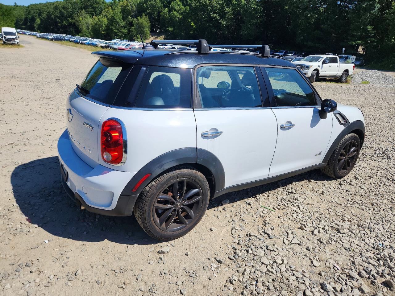 2013 Mini Cooper S Countryman White vin: WMWZC5C58DWP33738