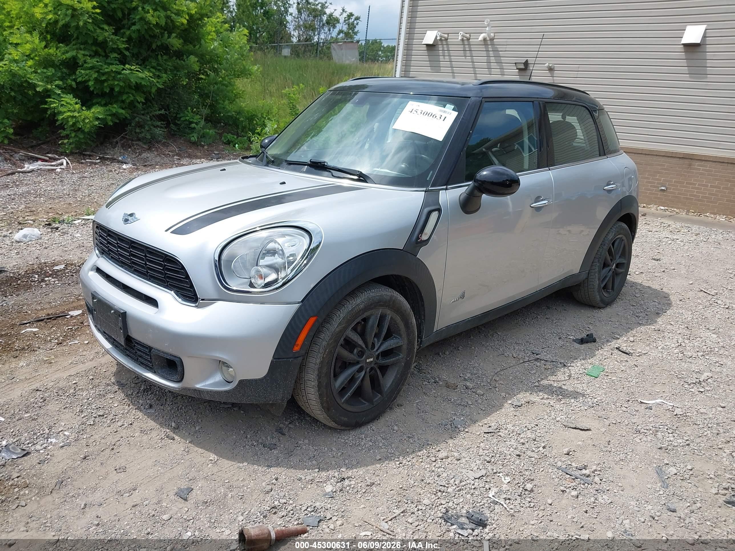 2014 Mini Countryman Cooper S Silver vin: WMWZC5C58EWP37368