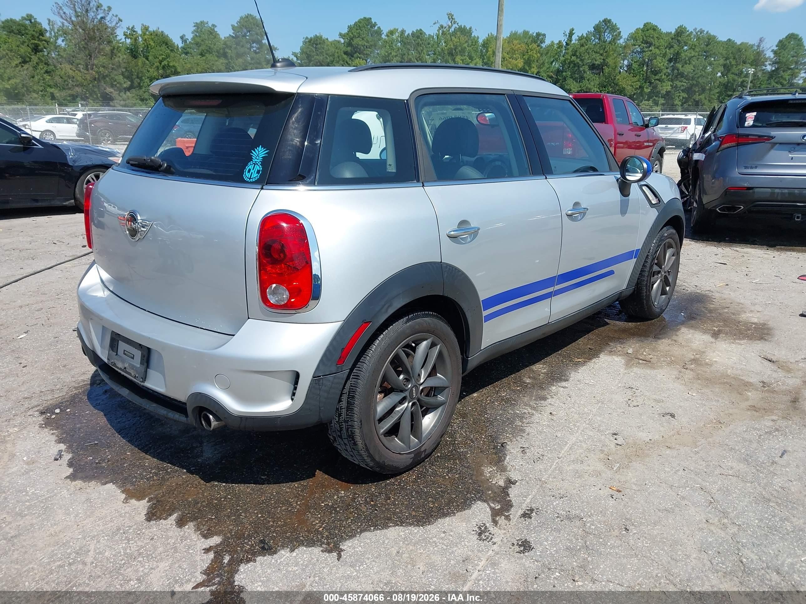 2014 Mini Countryman Cooper S Silver vin: WMWZC5C58EWP38469