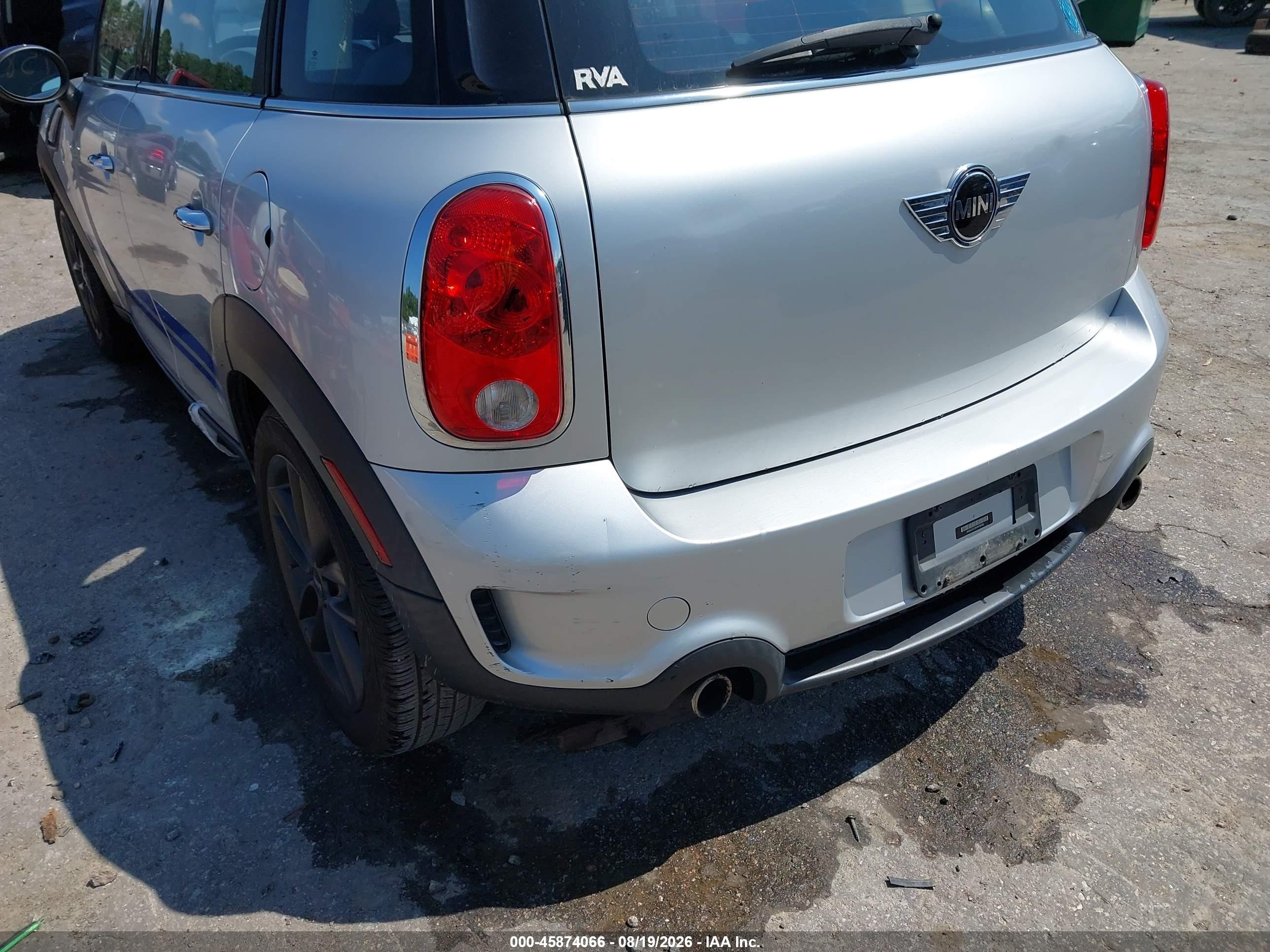 2014 Mini Countryman Cooper S Silver vin: WMWZC5C58EWP38469