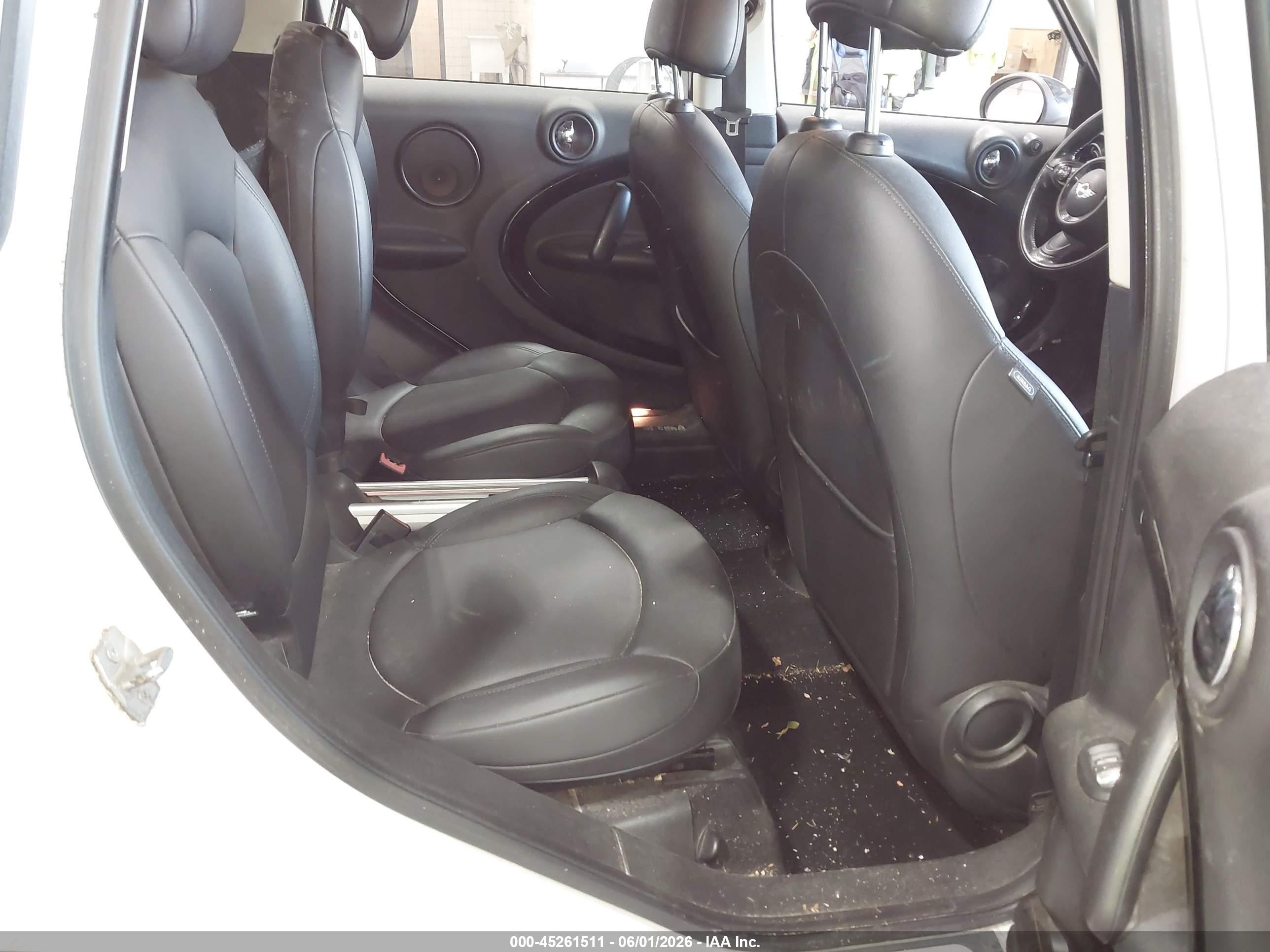 2013 Mini Countryman Cooper S White vin: WMWZC5C59DWM15739