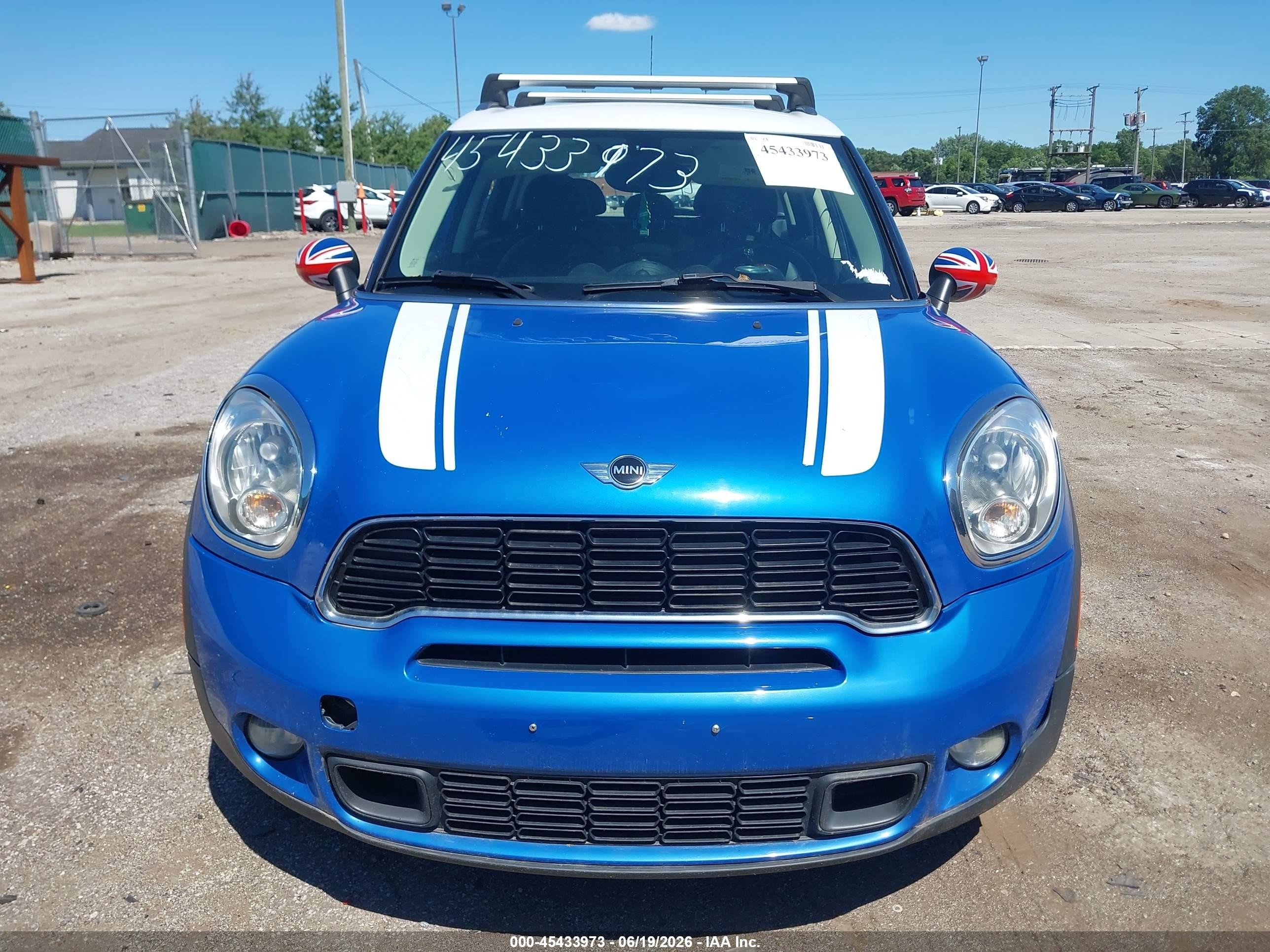 2013 Mini Countryman Cooper S Blue vin: WMWZC5C59DWM16275