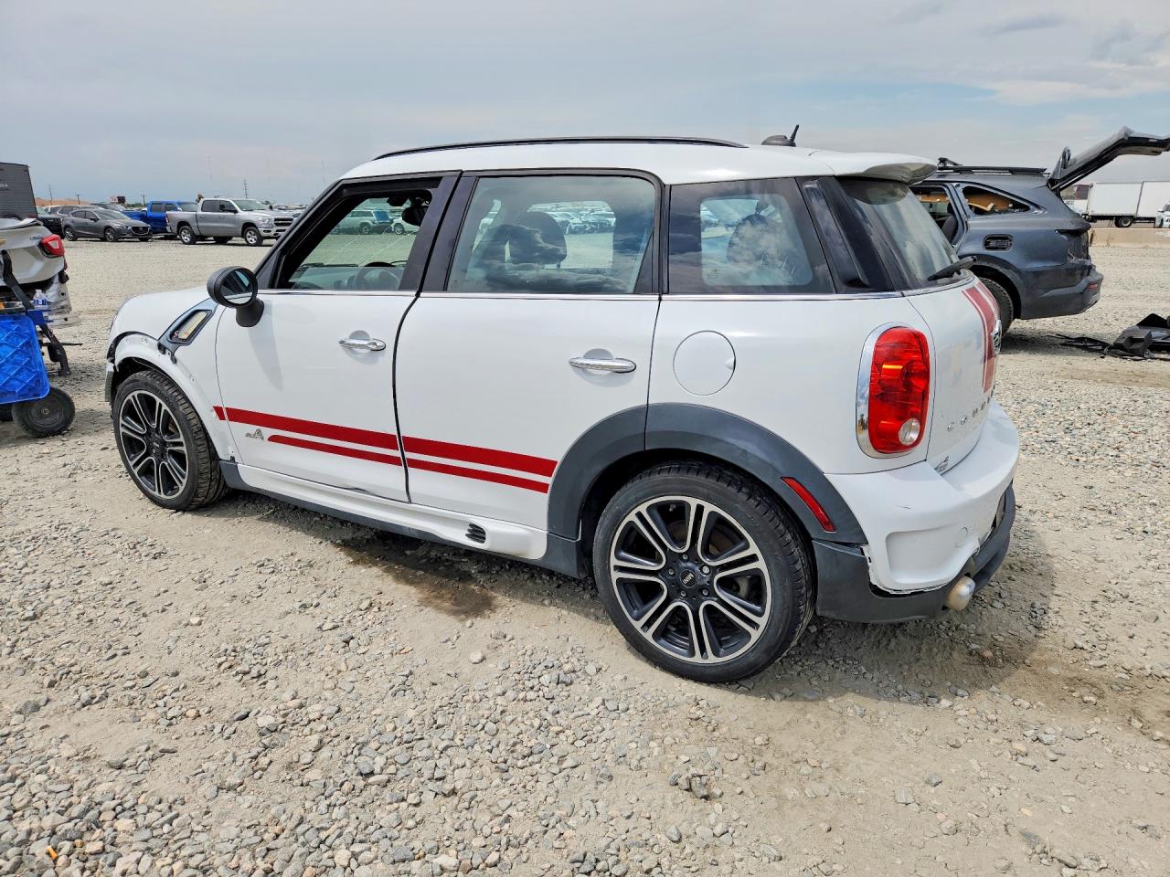 2014 Mini Cooper S Countryman White vin: WMWZC5C59EWM17881