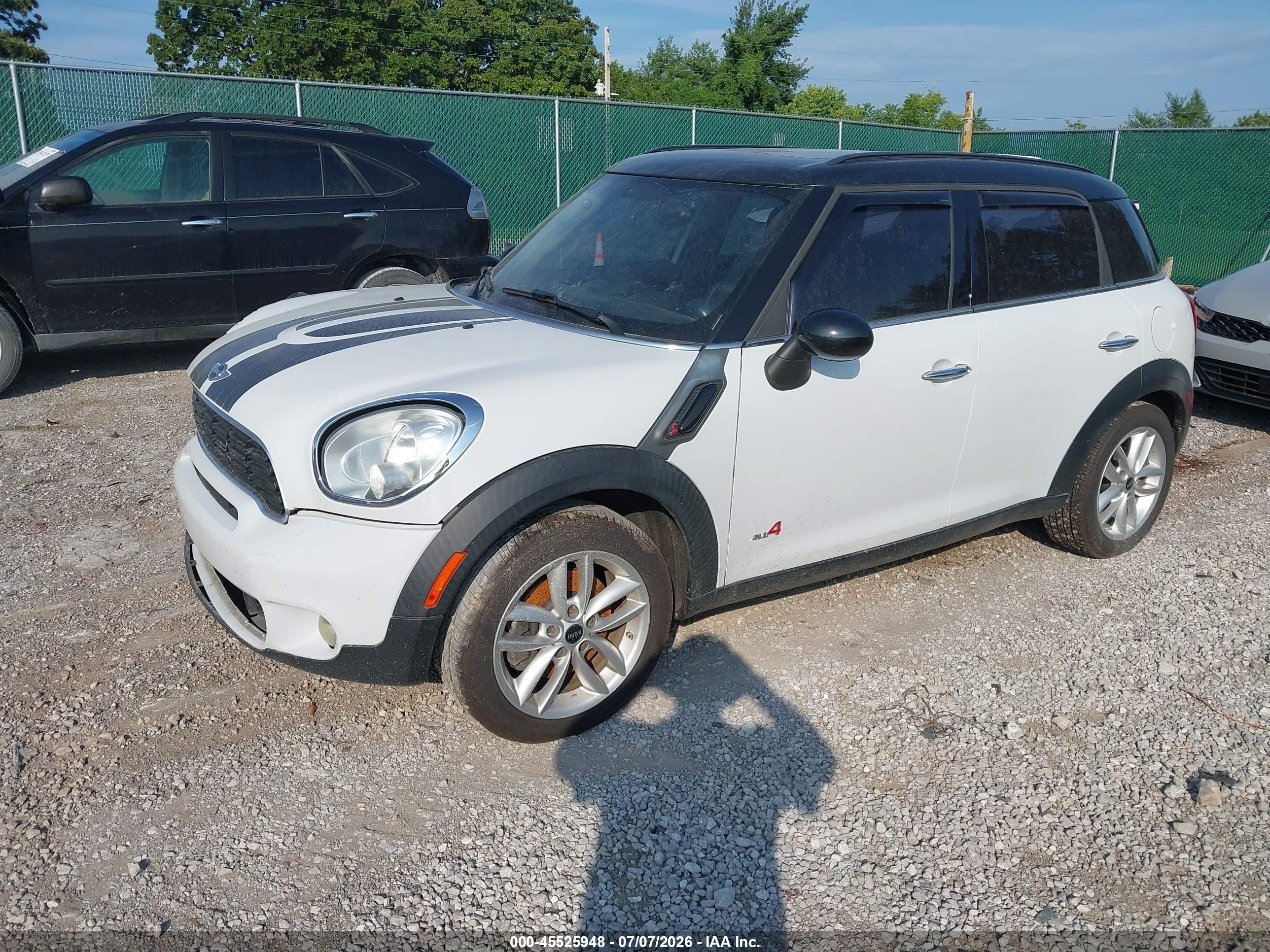 2014 Mini Countryman Cooper S White vin: WMWZC5C59EWP41199
