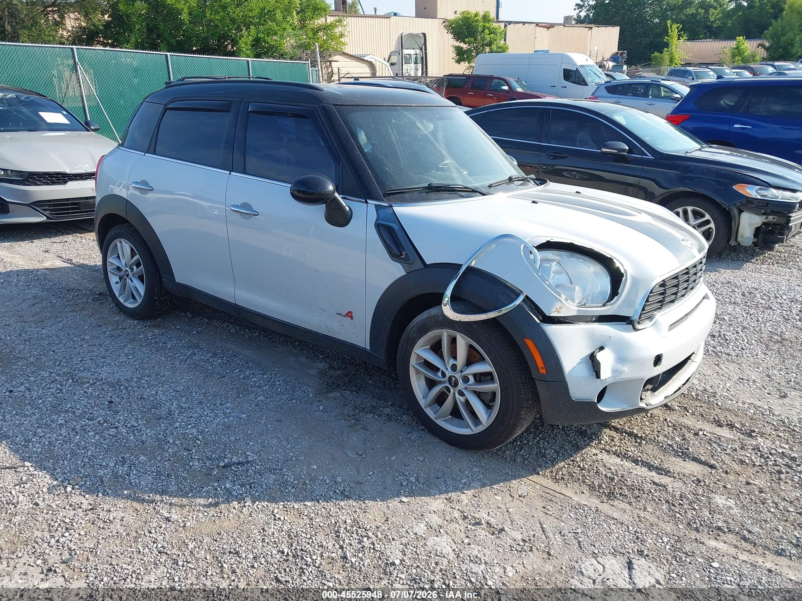 2014 Mini Countryman Cooper S White vin: WMWZC5C59EWP41199