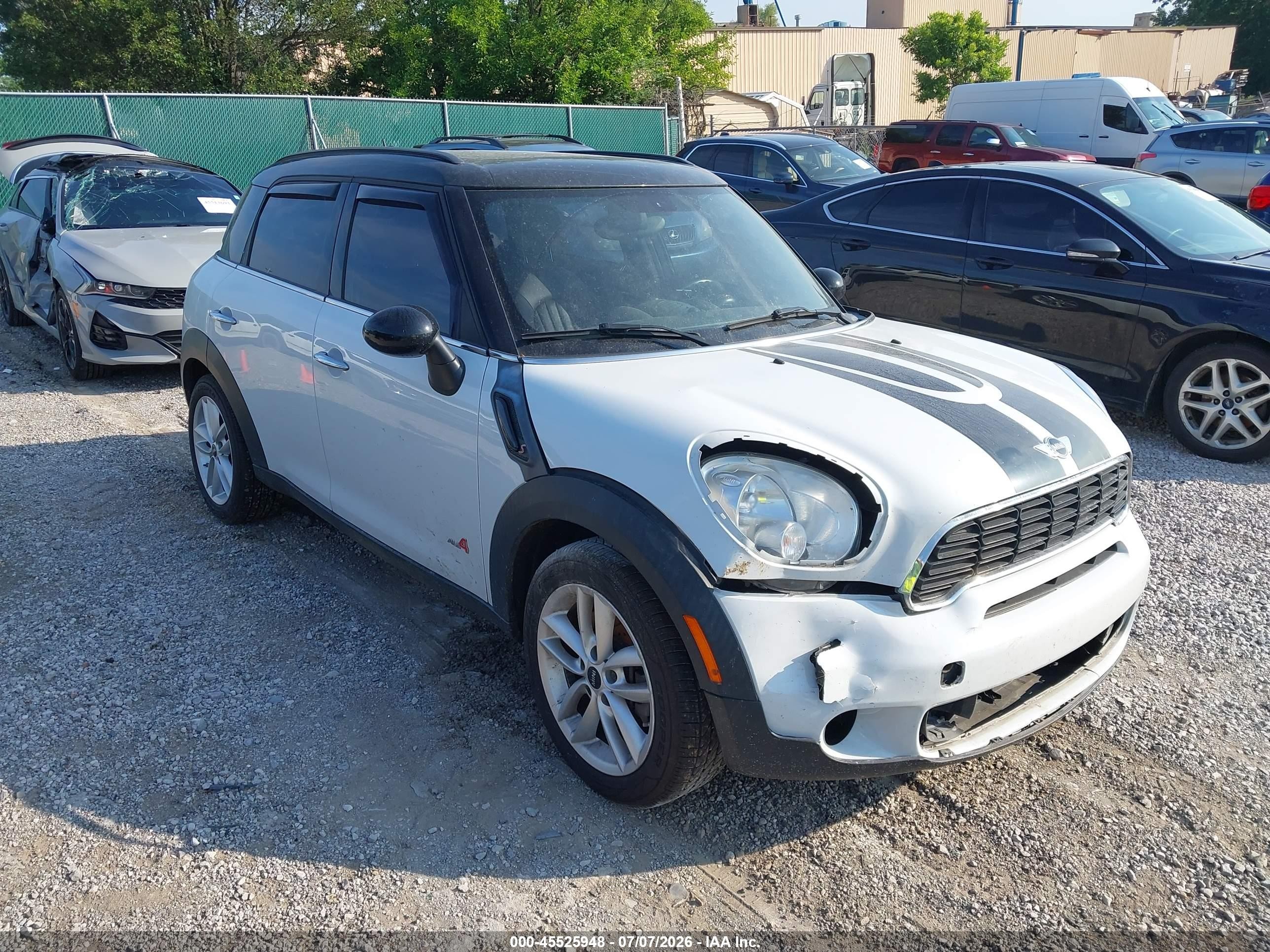 2014 Mini Countryman Cooper S White vin: WMWZC5C59EWP41199