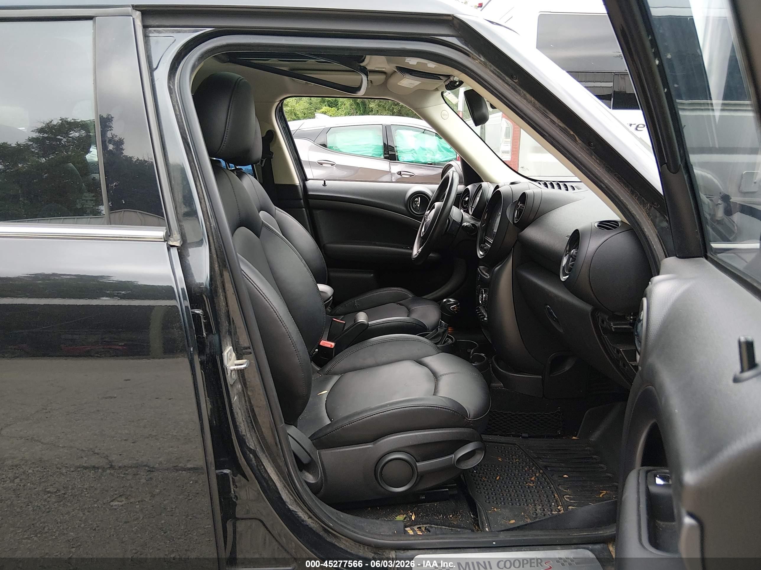 2014 Mini Countryman Cooper S Черный vin: WMWZC5C59EWP41428