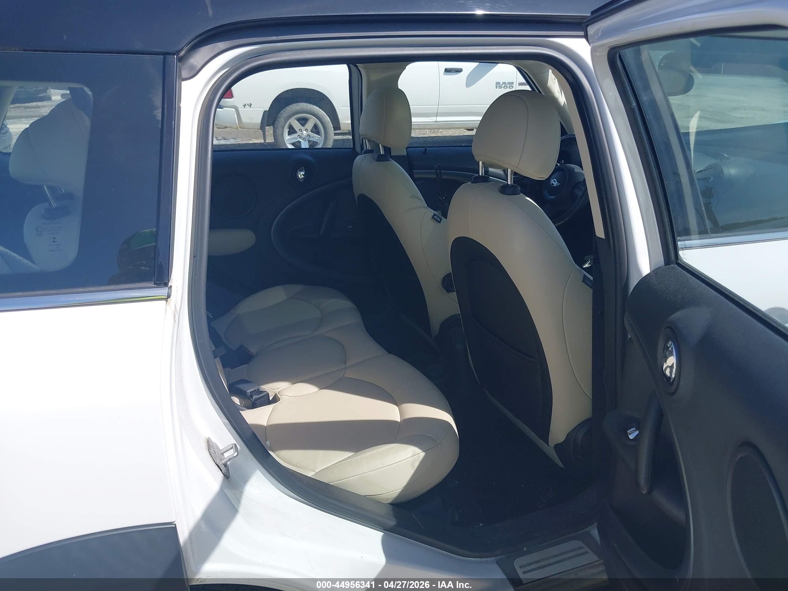 2015 Mini Countryman Cooper S White vin: WMWZC5C59FWP45769
