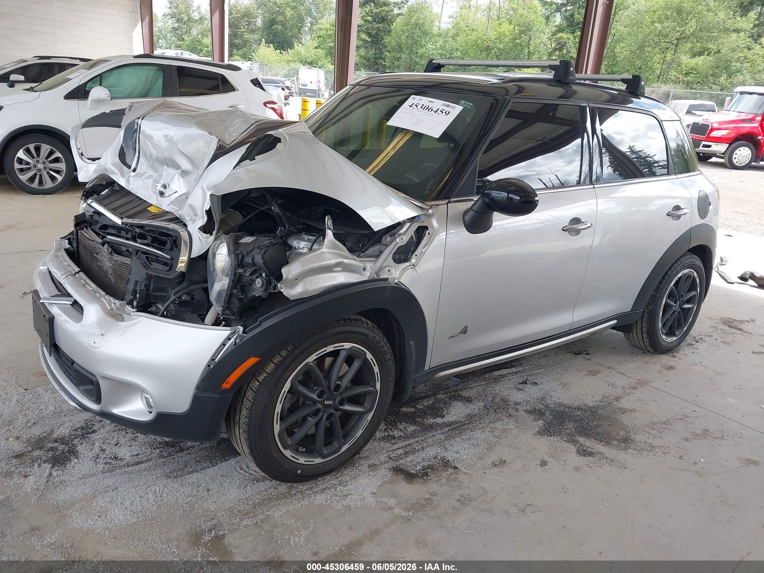 2015 Mini Countryman Cooper S Silver vin: WMWZC5C59FWP46579