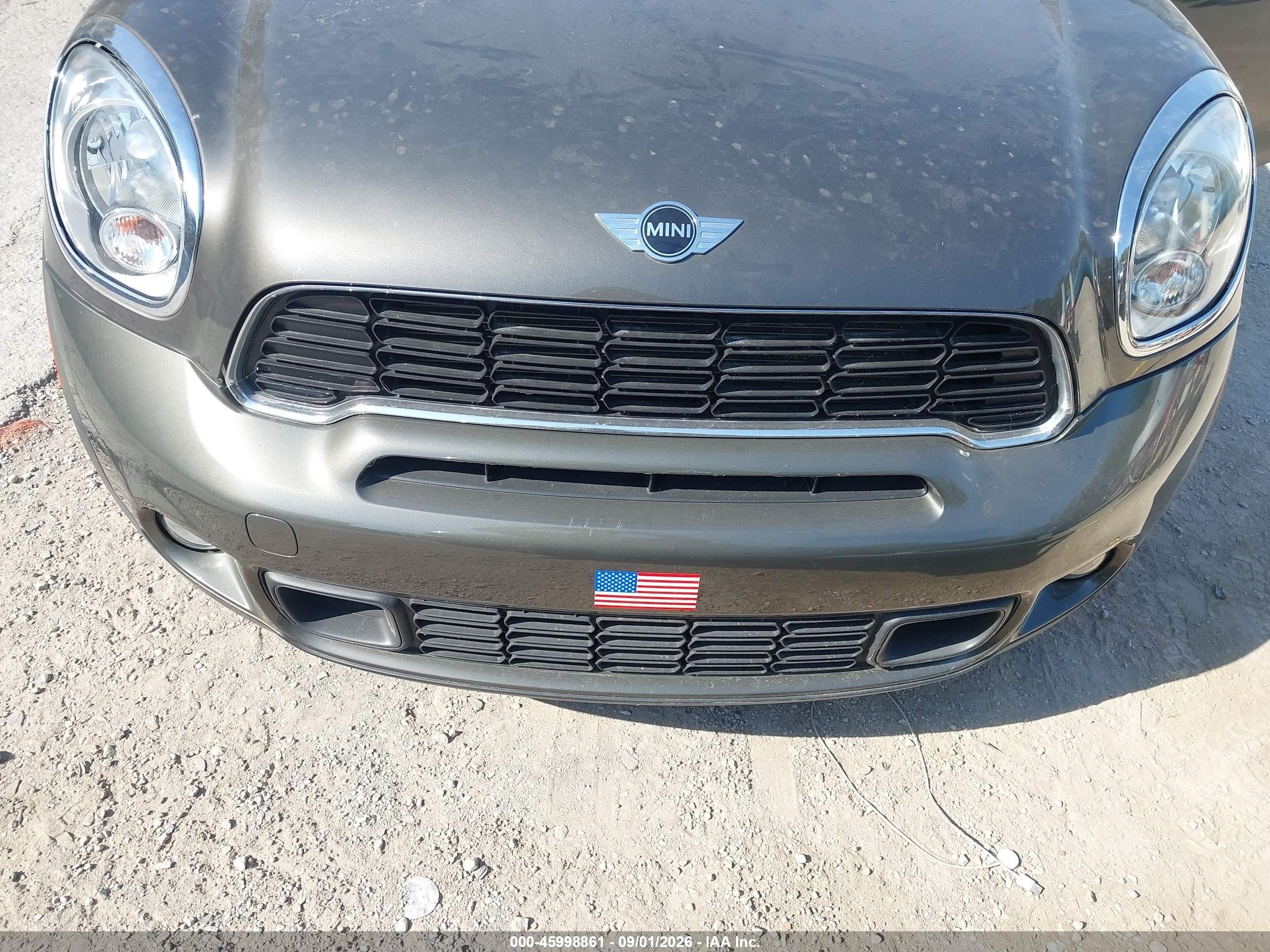 2011 Mini Cooper S Countryman   Black vin: WMWZC5C5XBWL53264