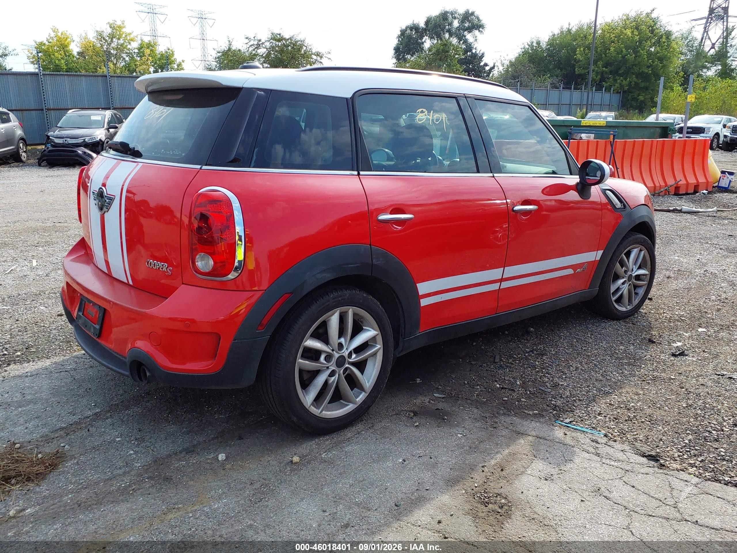 2011 Mini Cooper S Countryman   Red vin: WMWZC5C5XBWL54351