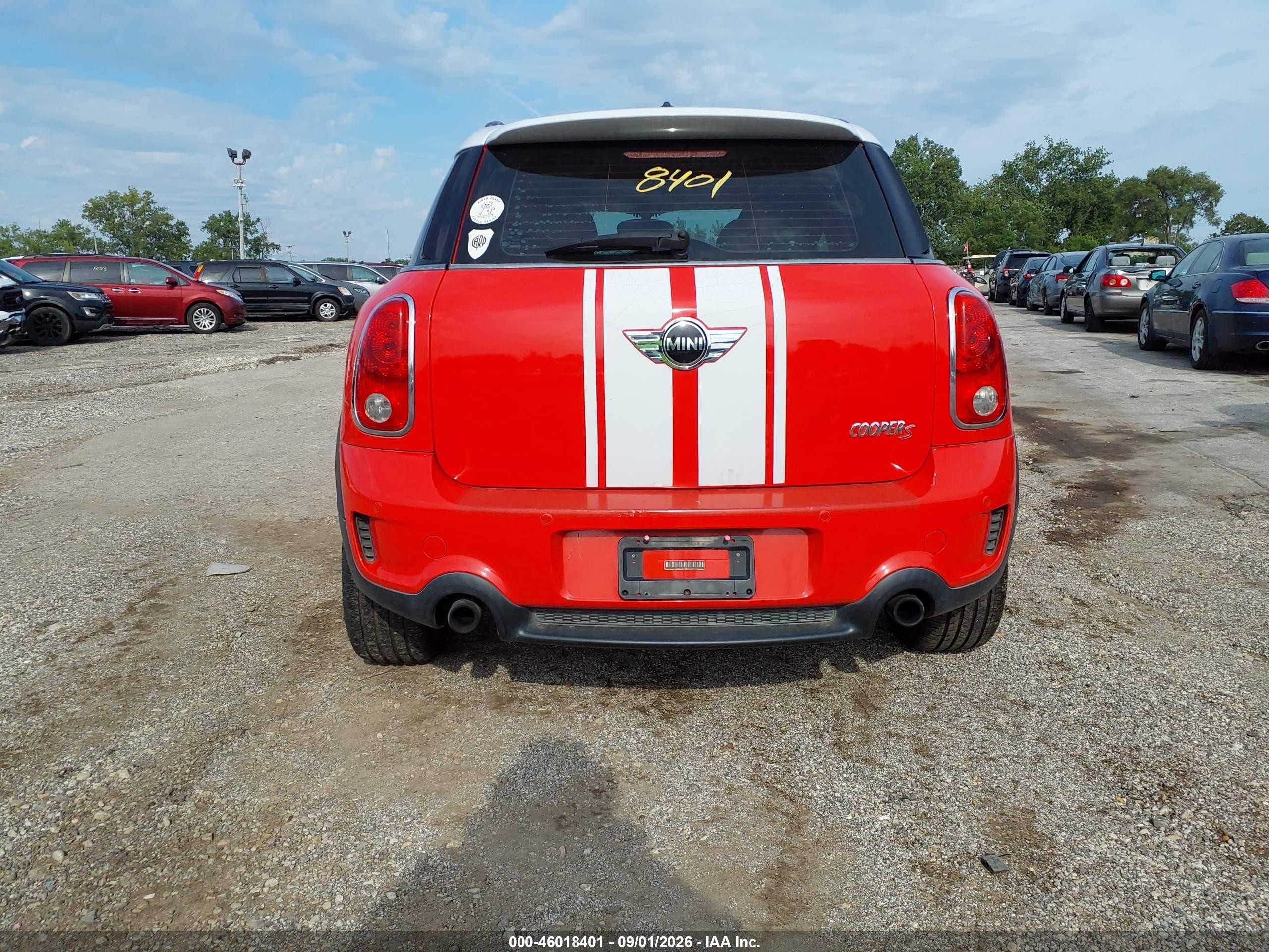 2011 Mini Cooper S Countryman   Red vin: WMWZC5C5XBWL54351