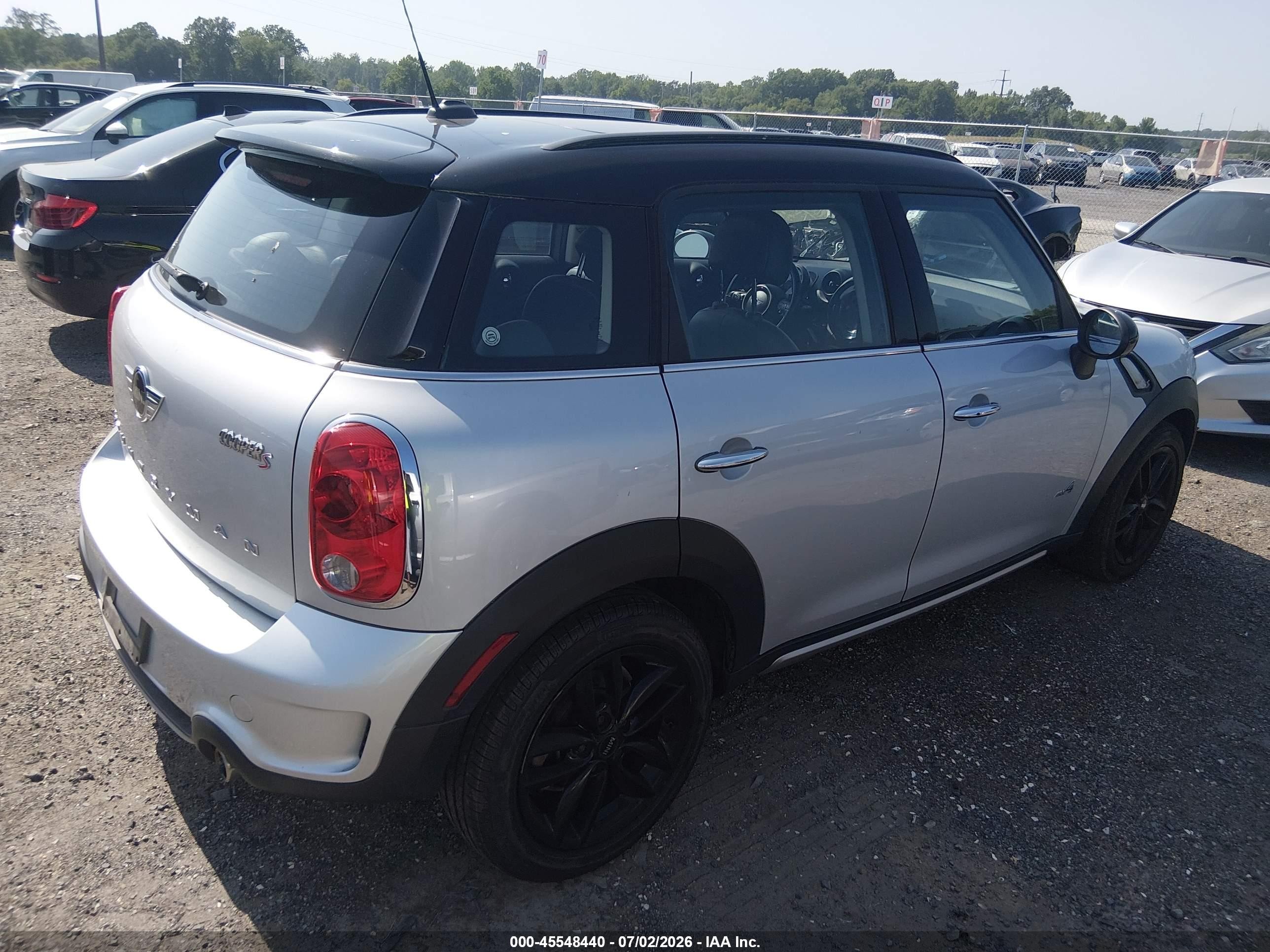 2015 Mini Countryman Cooper S Silver vin: WMWZC5C5XFWP44629