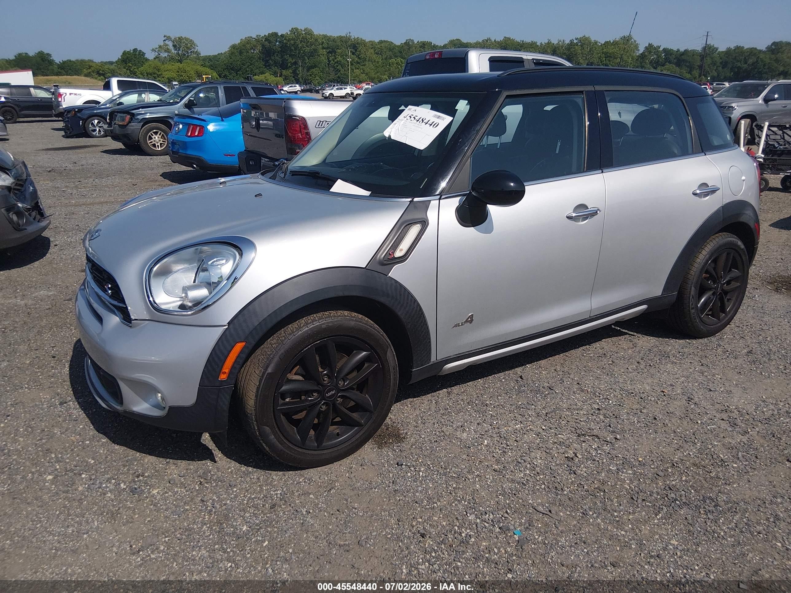 2015 Mini Countryman Cooper S Silver vin: WMWZC5C5XFWP44629