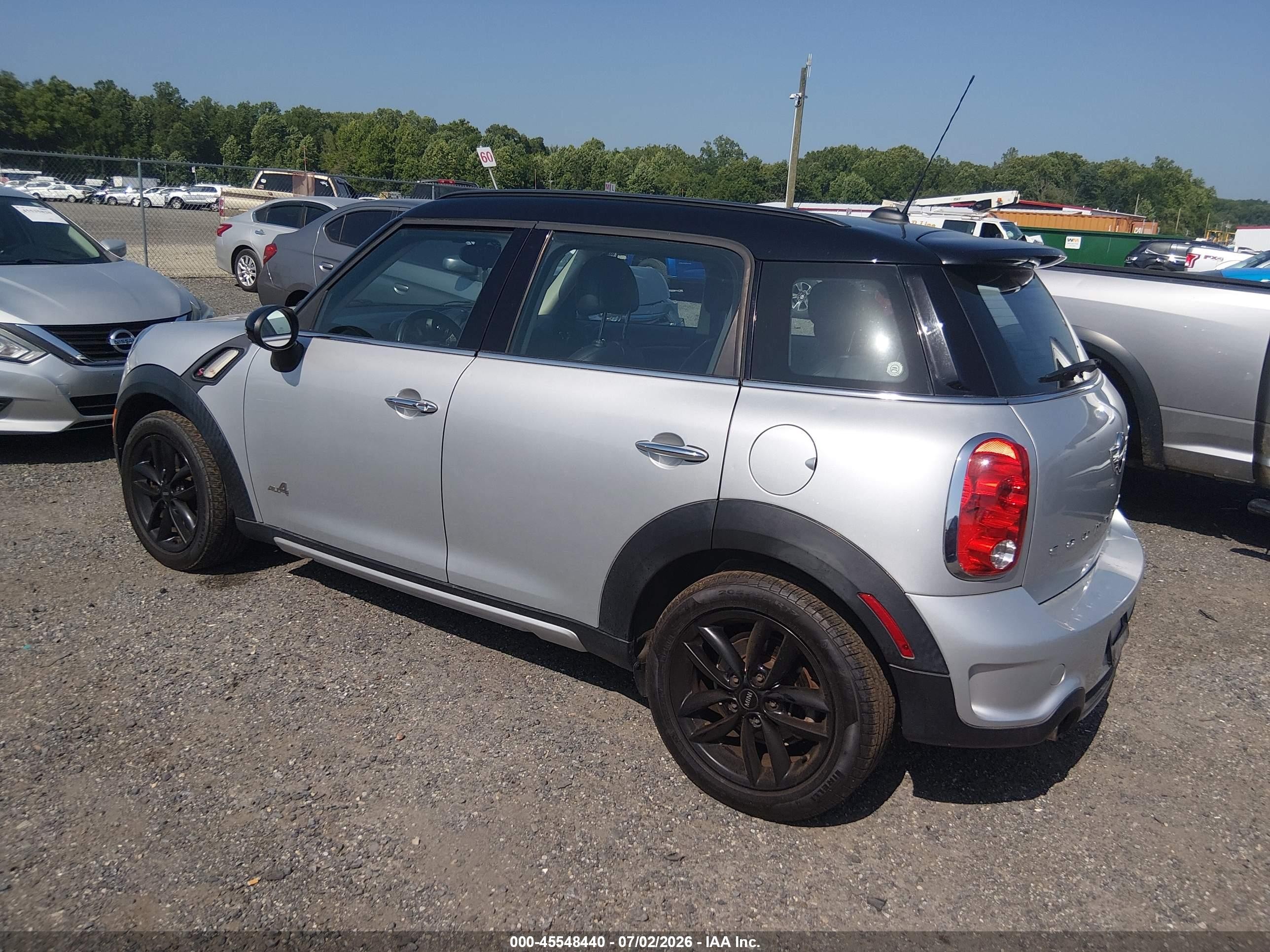 2015 Mini Countryman Cooper S Silver vin: WMWZC5C5XFWP44629