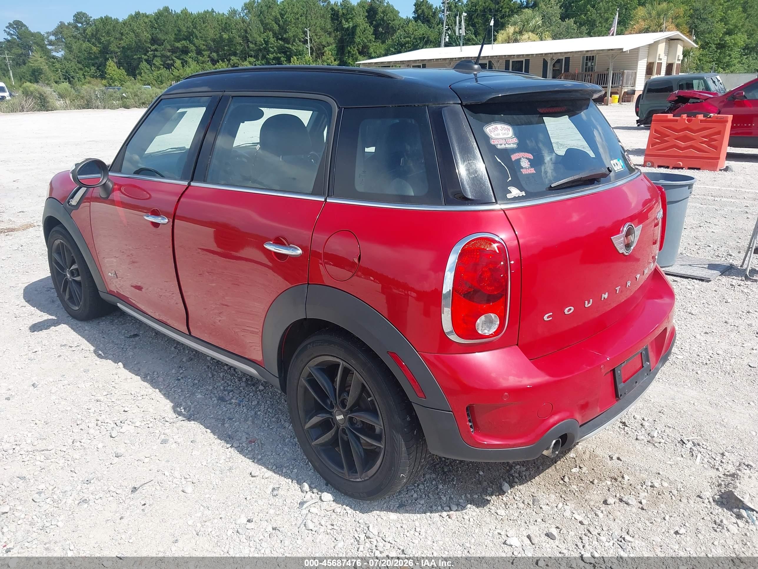 2015 Mini Countryman Cooper S Red vin: WMWZC5C5XFWP46249