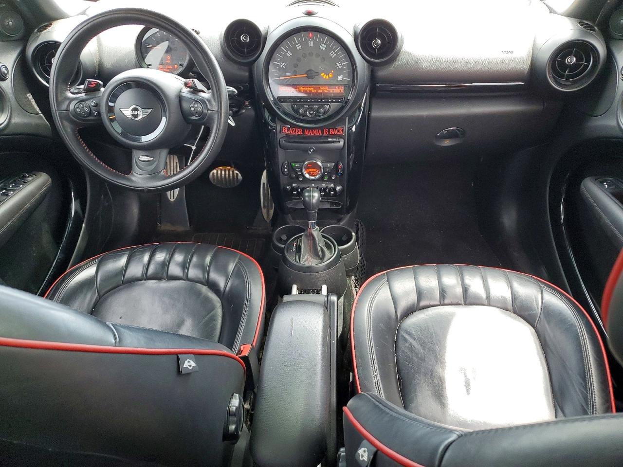 2015 Mini Cooper S Countryman Red vin: WMWZC5C5XFWP48714