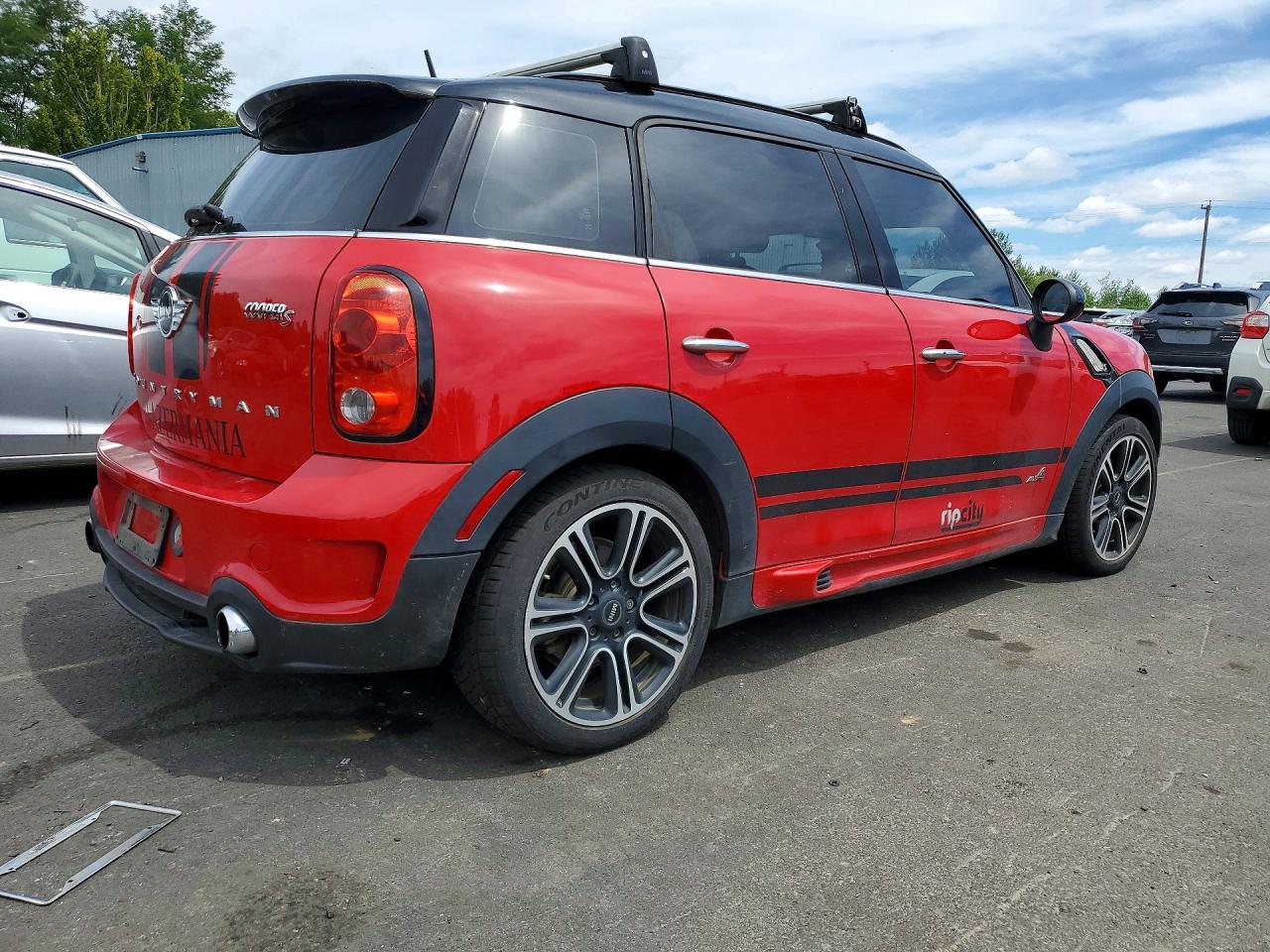 2015 Mini Cooper S Countryman Red vin: WMWZC5C5XFWP48714