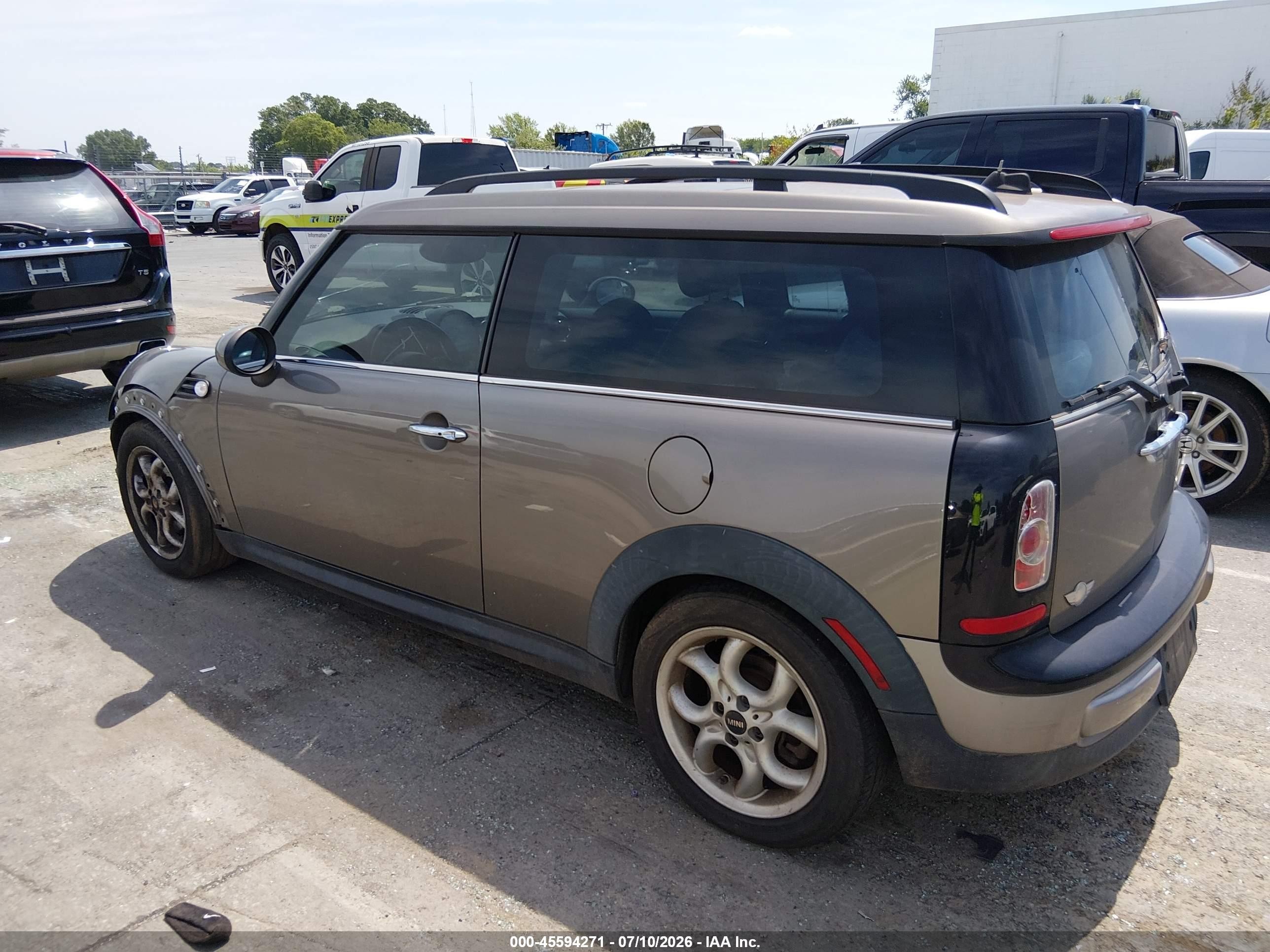 2012 Mini Cooper Clubman   Brown vin: WMWZF3C50CT189926