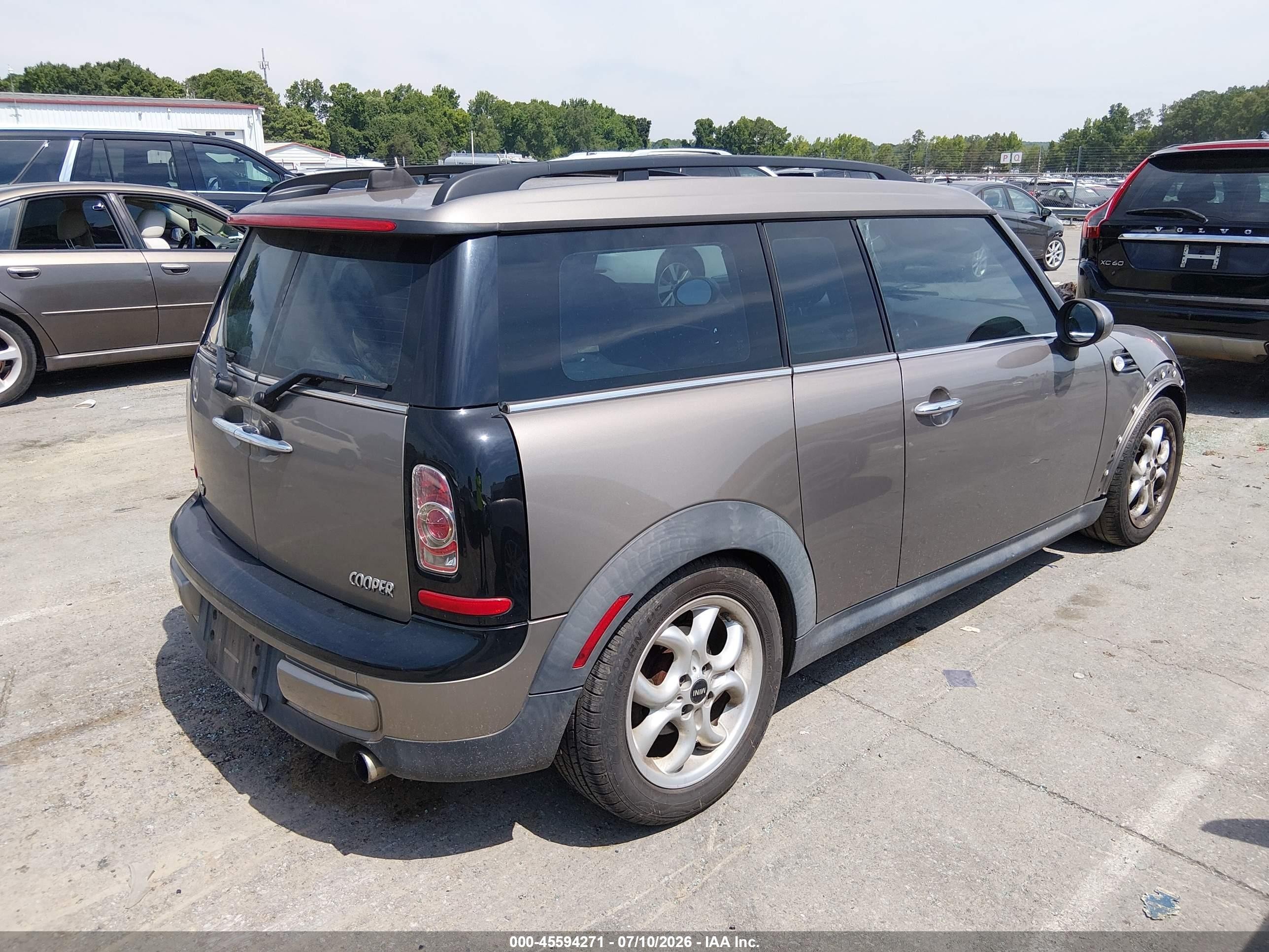 2012 Mini Cooper Clubman   Brown vin: WMWZF3C50CT189926