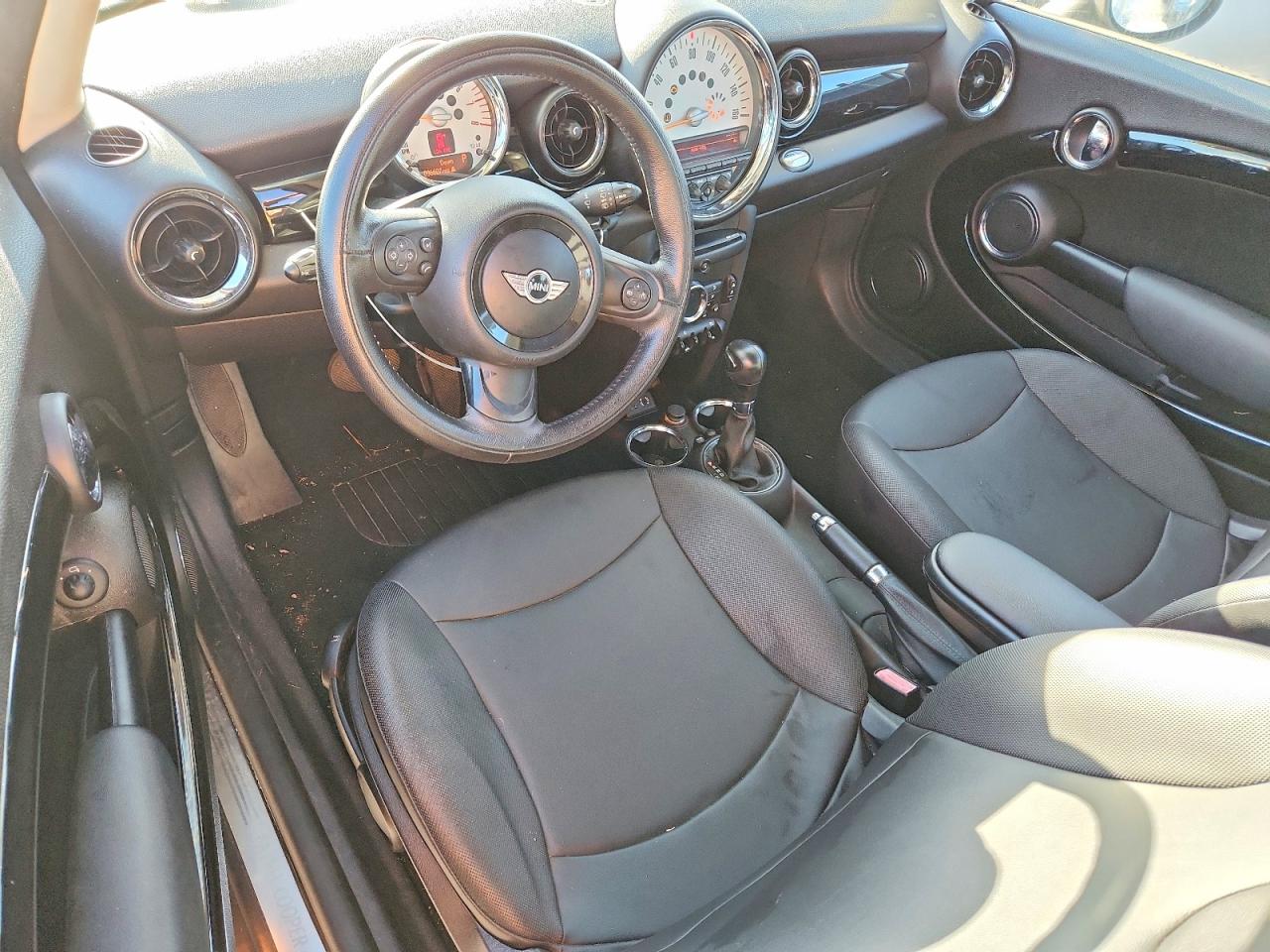 2013 Mini Cooper Clubman Silver vin: WMWZF3C50DT489385