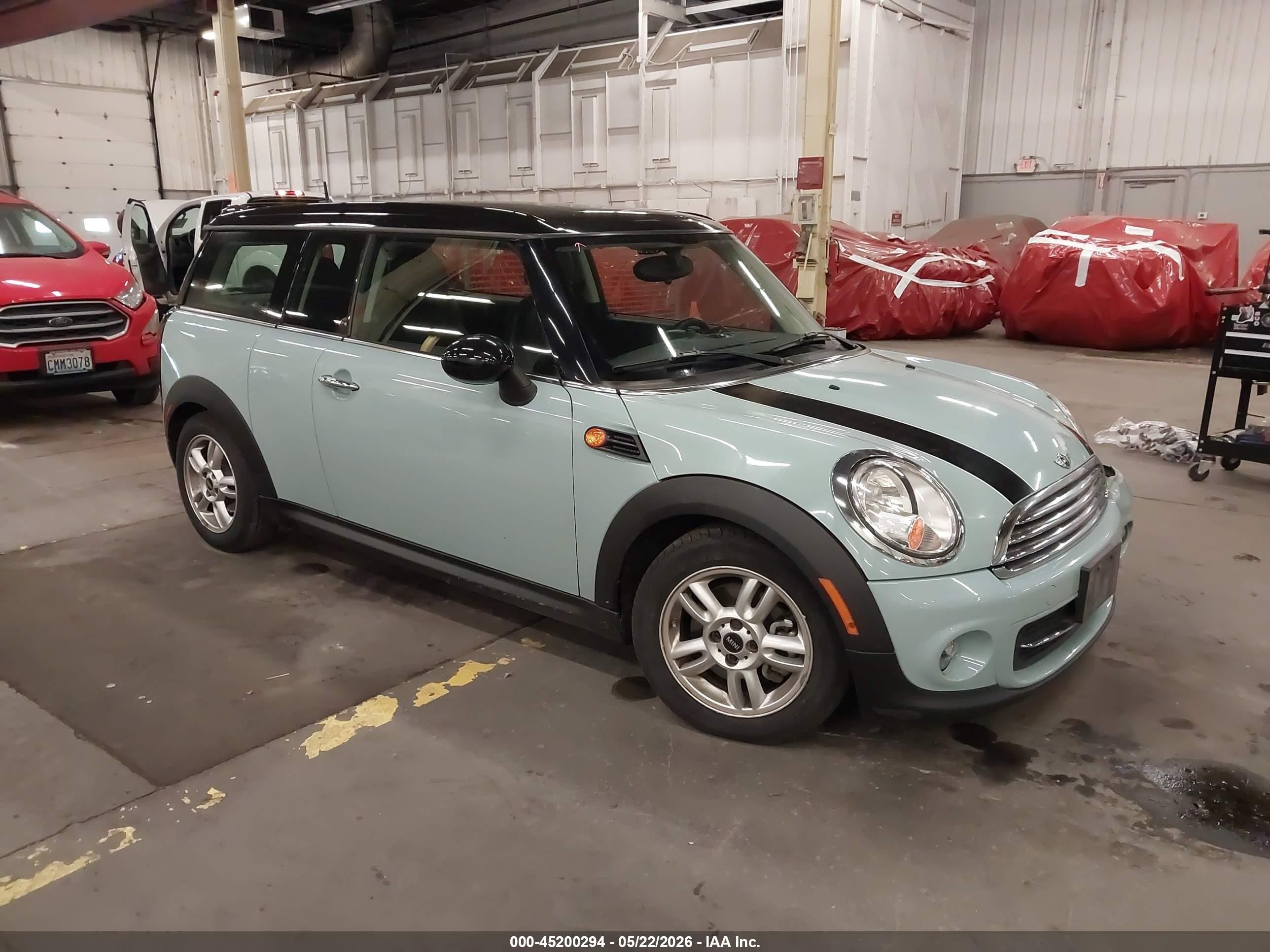 2013 Mini Clubman Cooper Blue vin: WMWZF3C52DT489548
