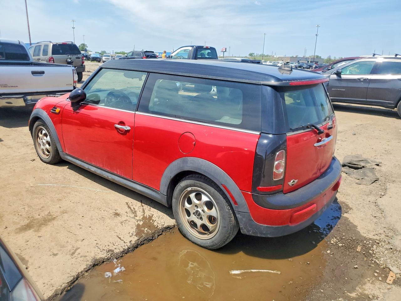 2014 Mini Cooper Clubman Red vin: WMWZF3C52ET492970
