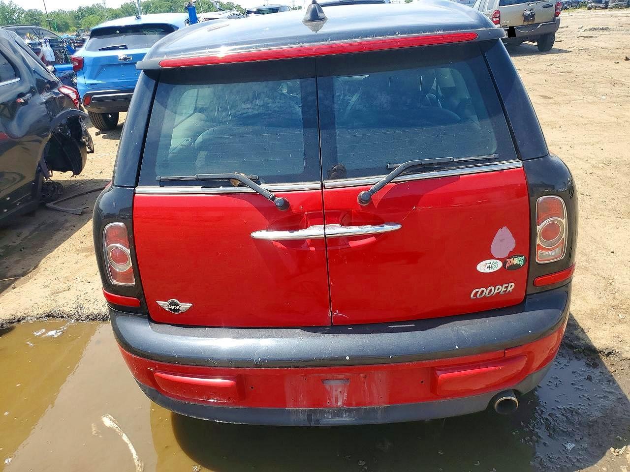 2014 Mini Cooper Clubman Red vin: WMWZF3C52ET492970