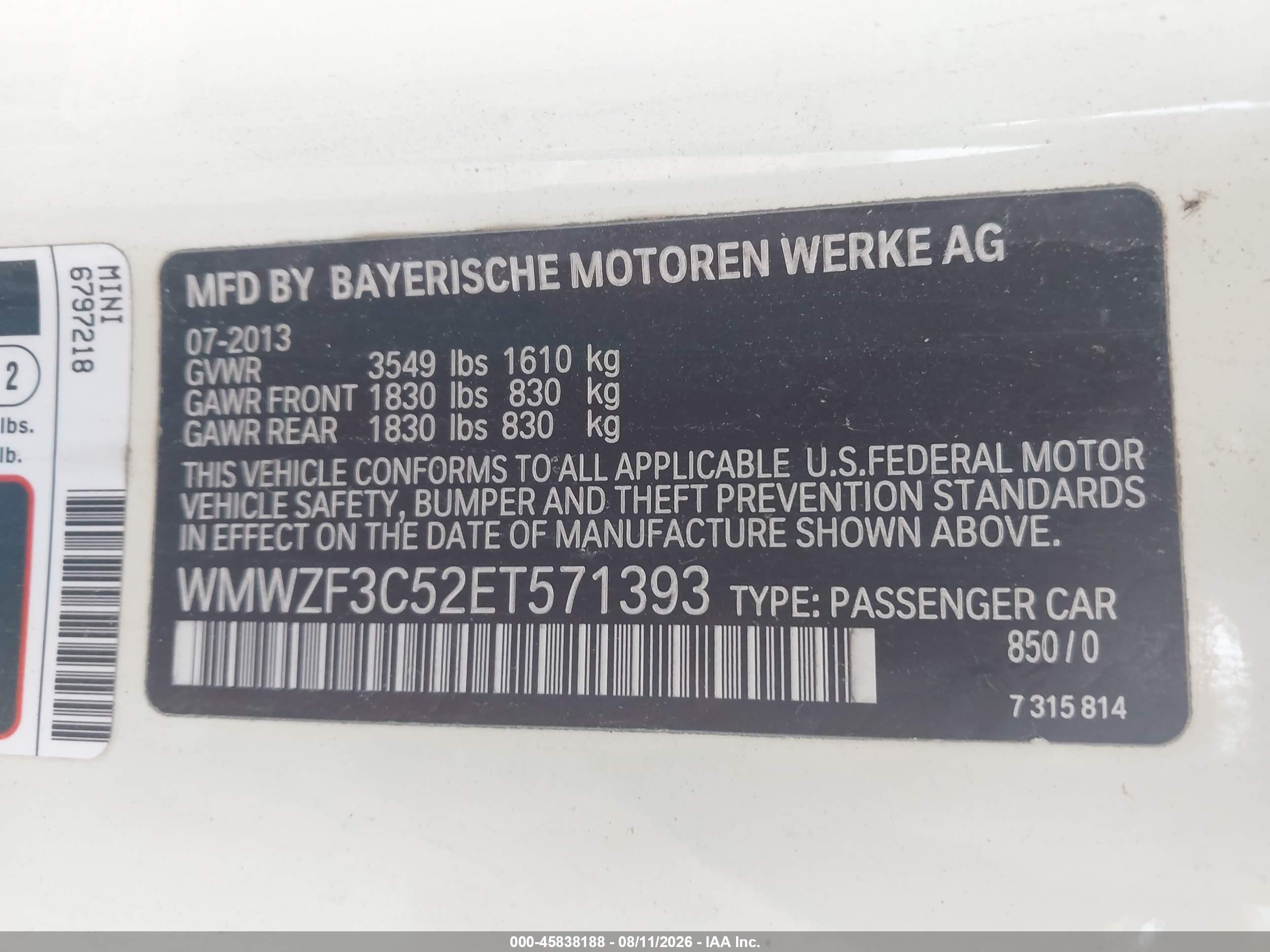 2014 Mini Clubman Cooper White vin: WMWZF3C52ET571393