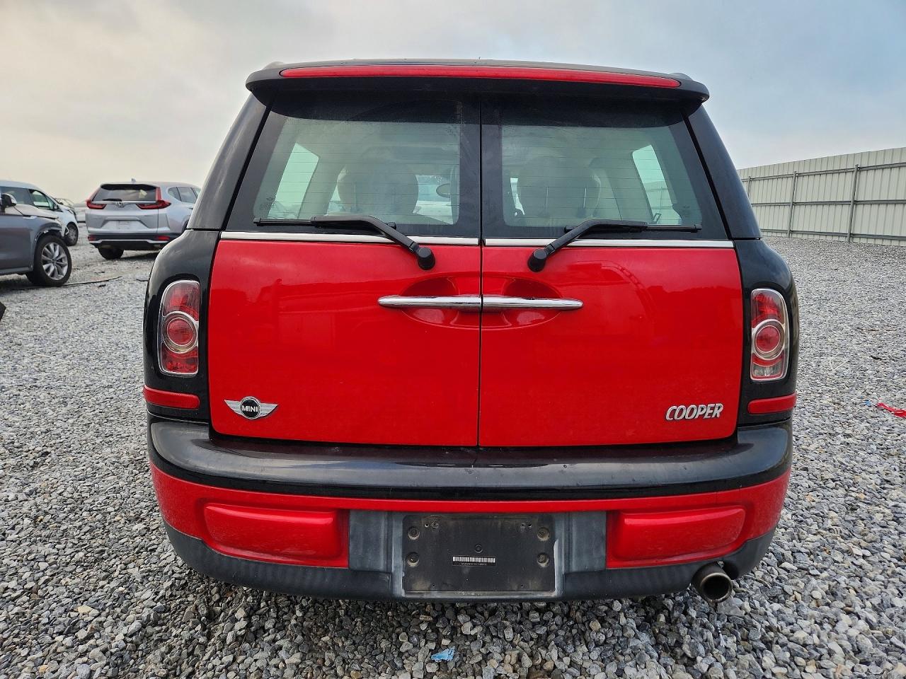 2012 Mini Cooper Clubman Red vin: WMWZF3C55CT488733