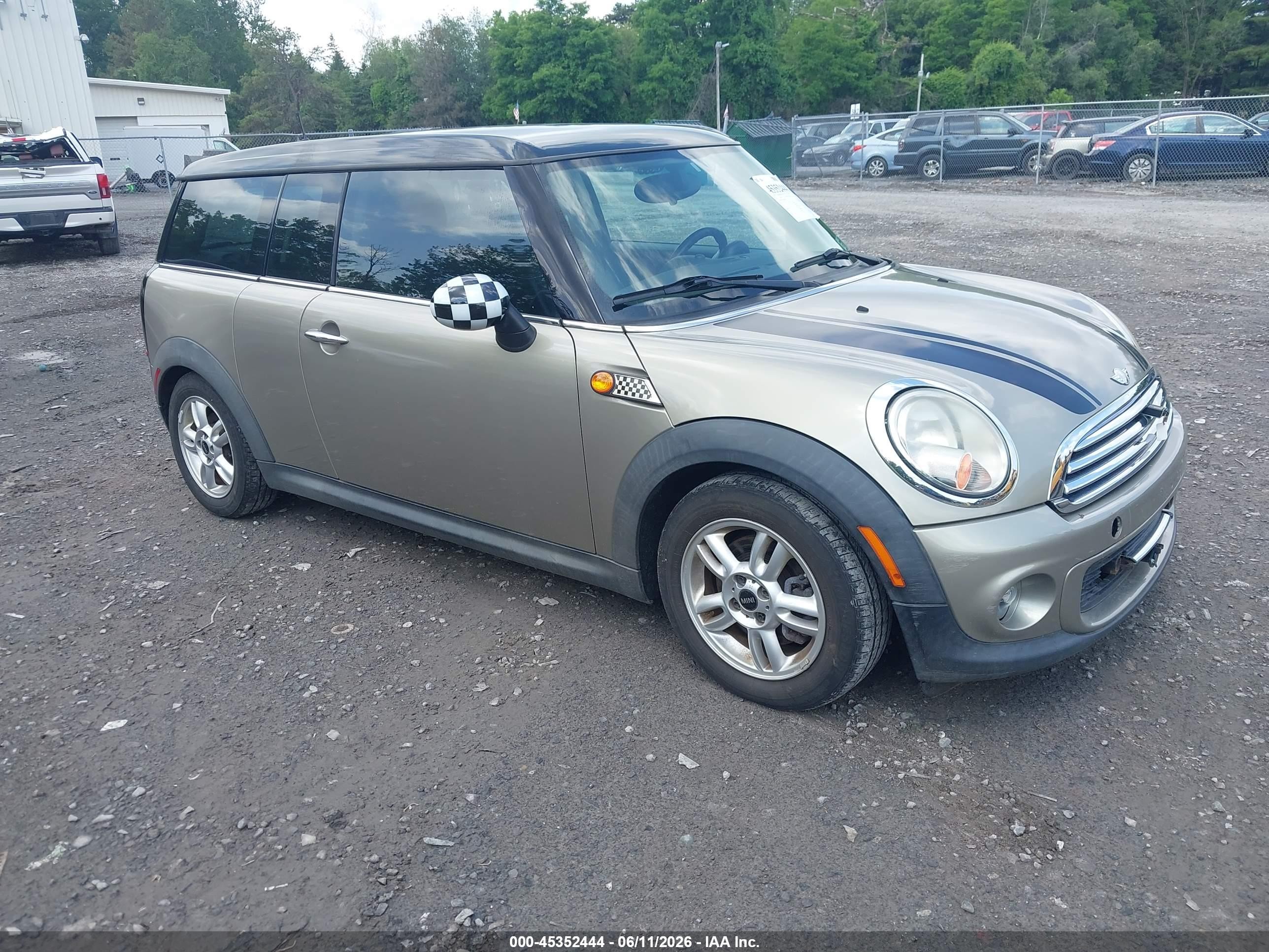 2011 Mini Cooper Clubman   Gray vin: WMWZF3C57BTX82102