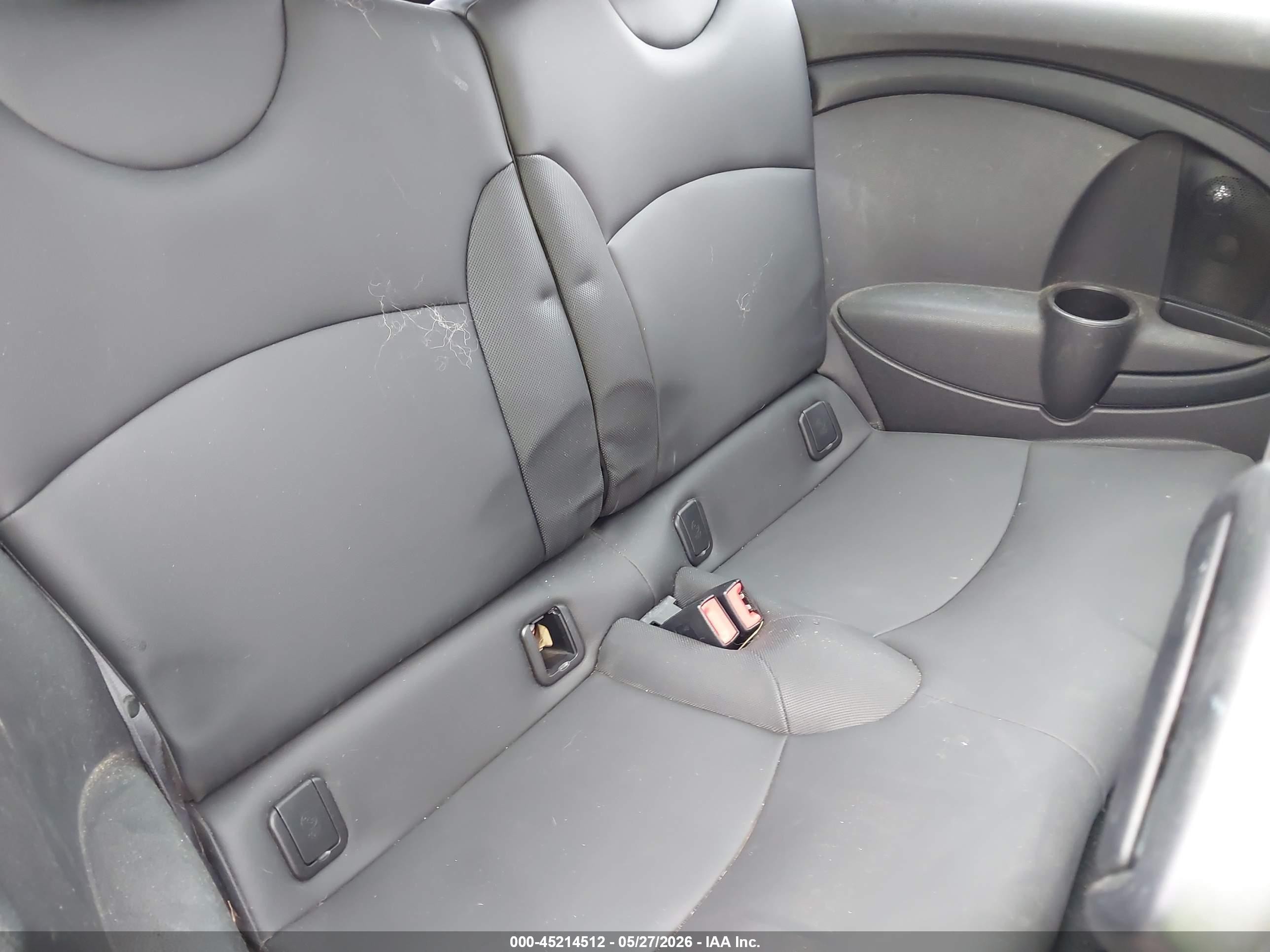 2011 Mini Cooper Clubman   White vin: WMWZF3C58BT188456