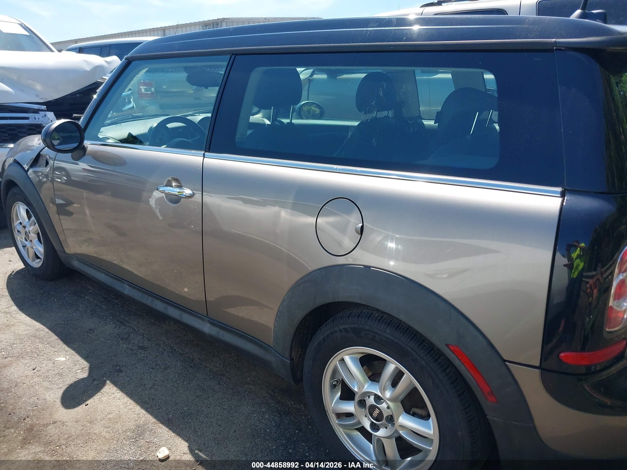 2013 Mini Clubman Cooper Tan vin: WMWZF3C58DT571283