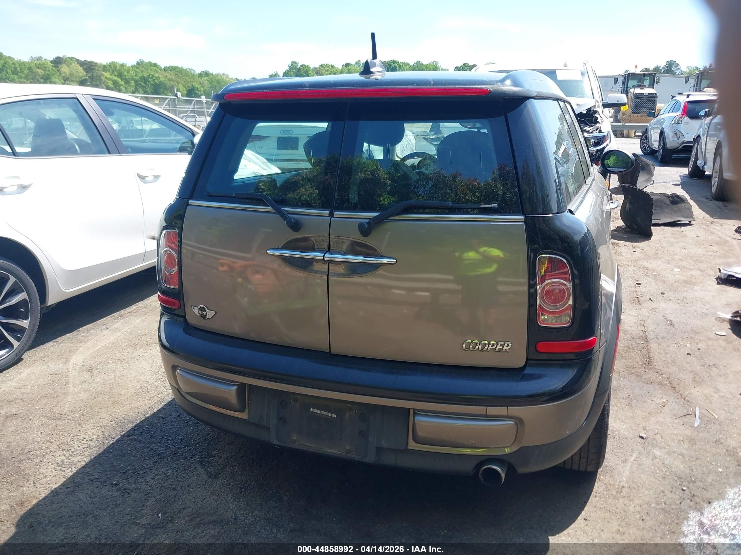 2013 Mini Clubman Cooper Tan vin: WMWZF3C58DT571283