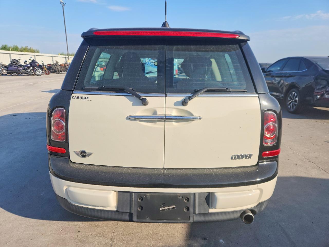 2014 Mini Cooper Clubman Beige vin: WMWZF3C58ET492312