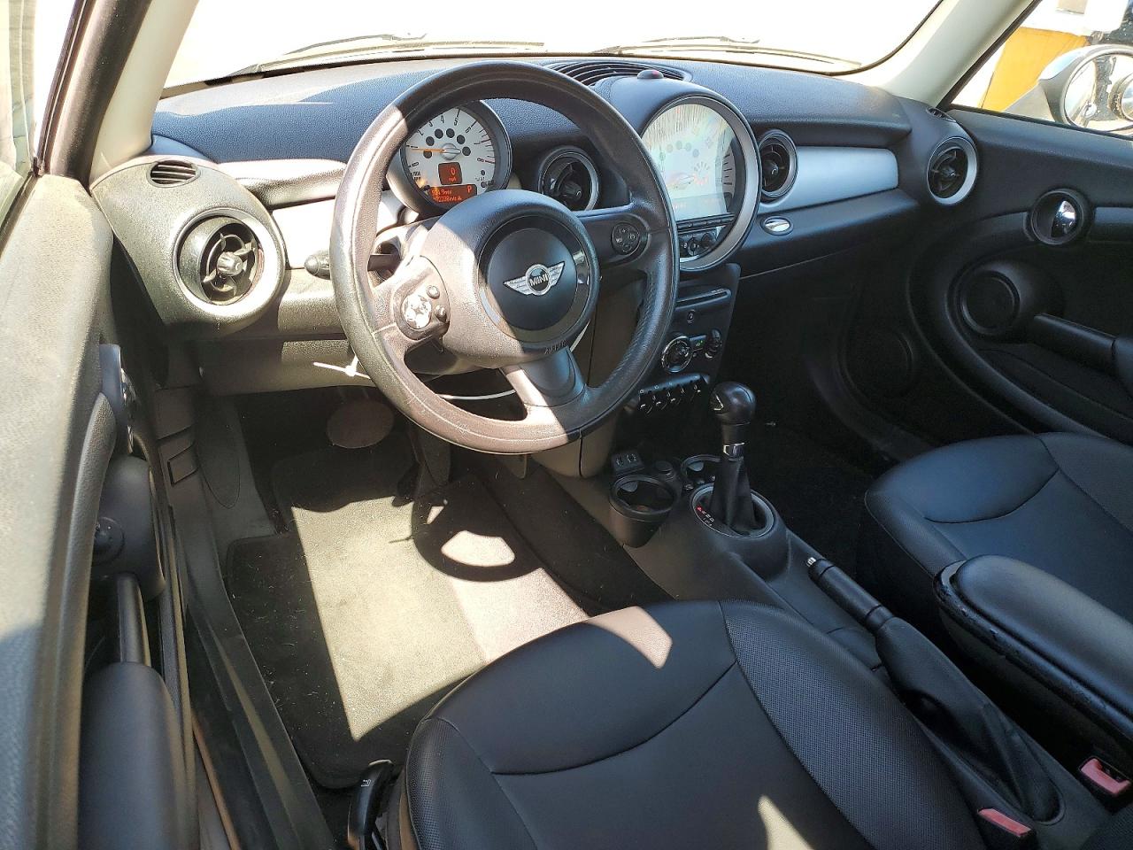 2014 Mini Cooper Clubman Green vin: WMWZF3C59ET493274
