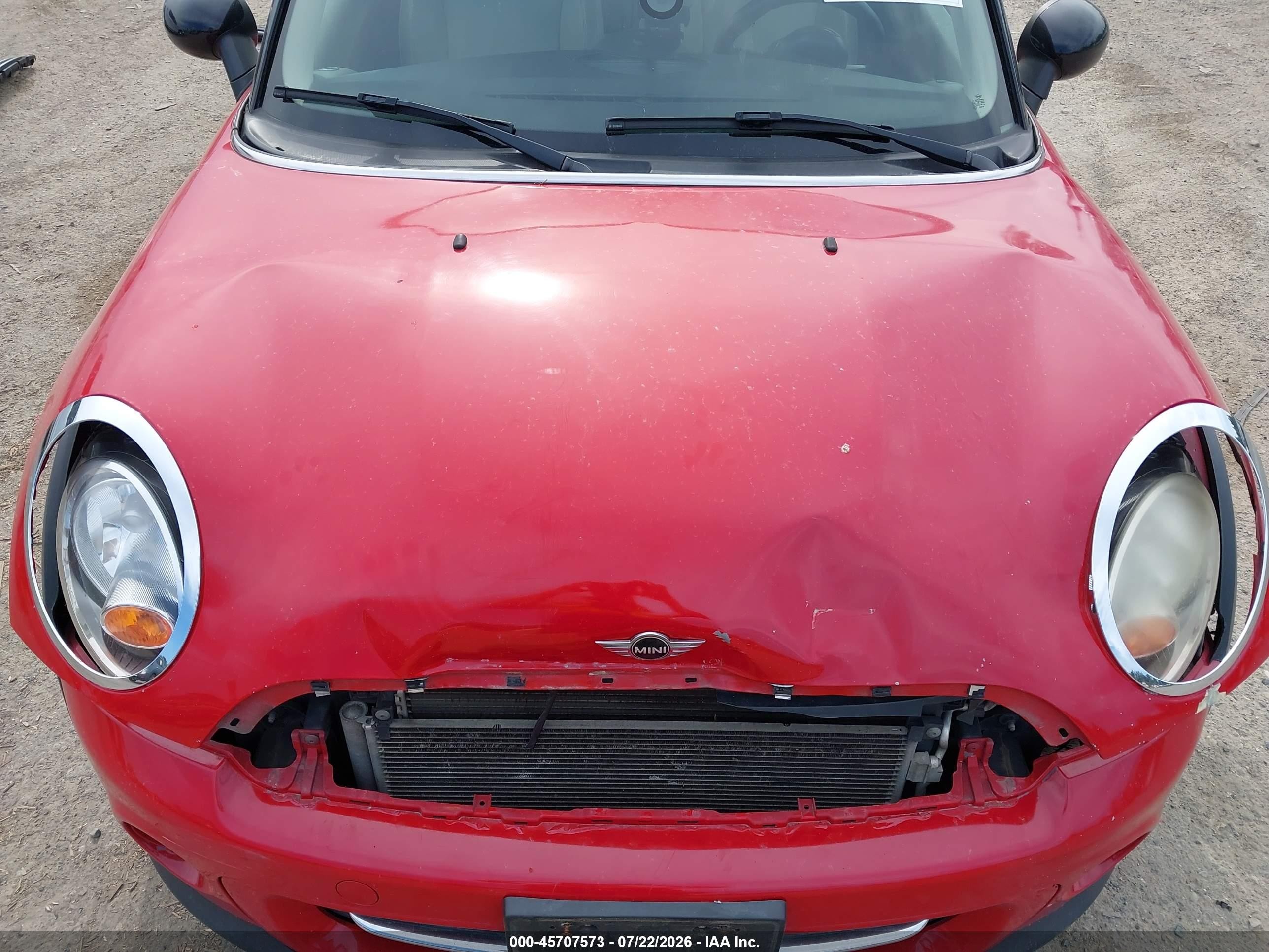 2013 Mini Clubman Cooper Red vin: WMWZF3C5XDT490494
