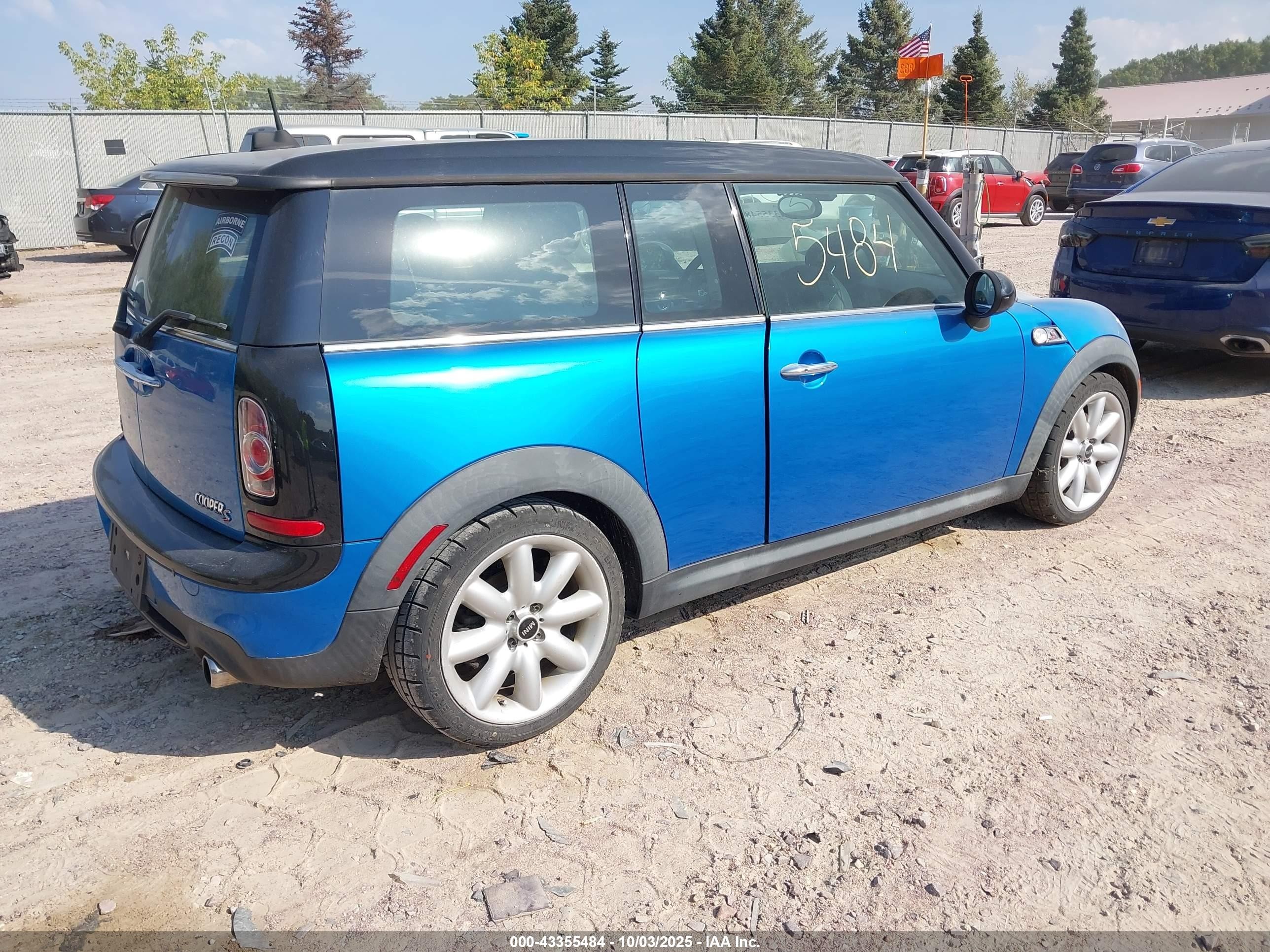 2011 Mini Cooper S Clubman   Blue vin: WMWZG3C50BTY36174