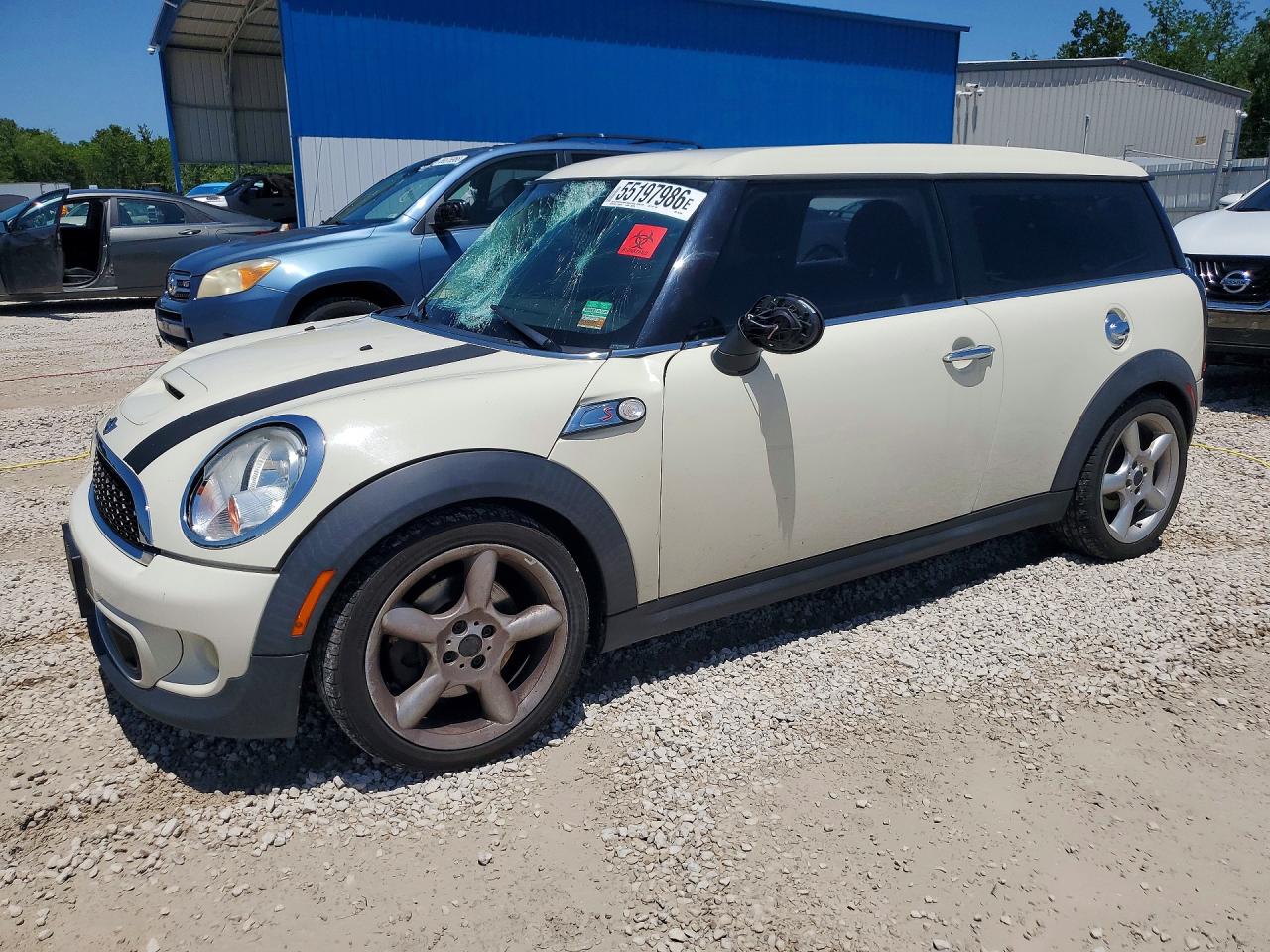 2012 Mini Cooper S Clubman Cream vin: WMWZG3C51CTY37500