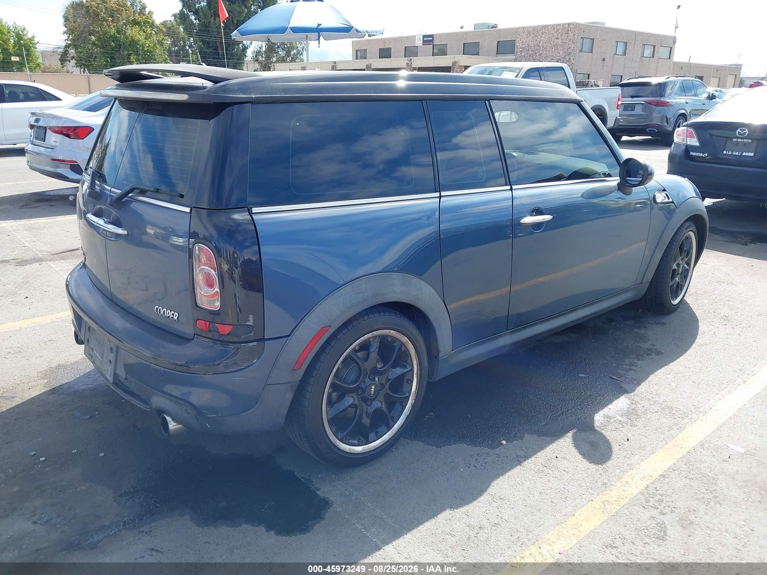 2011 Mini Cooper S Clubman   Blue vin: WMWZG3C52BTY35978