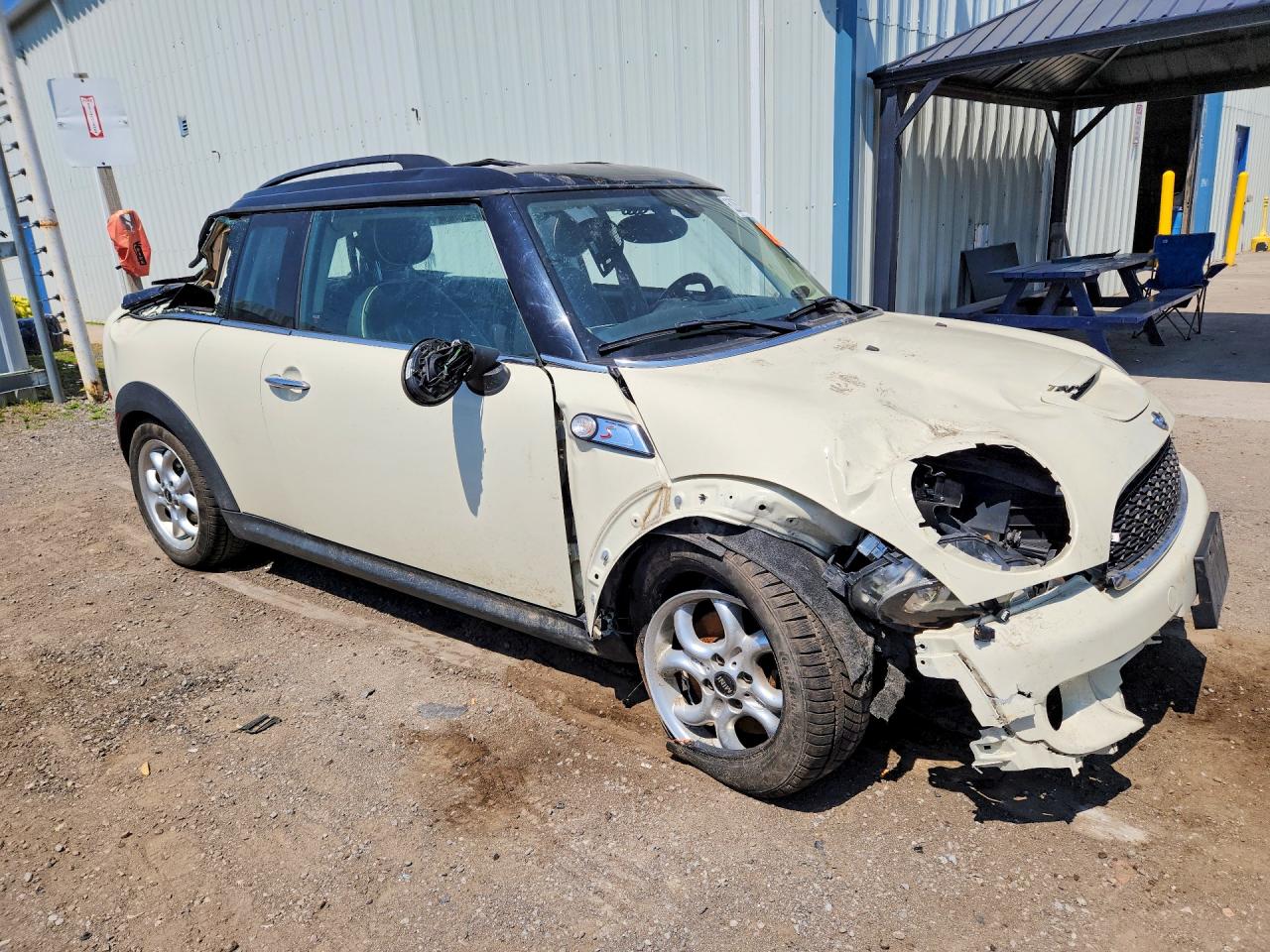 2013 Mini Cooper S Clubman White vin: WMWZG3C52DT576637