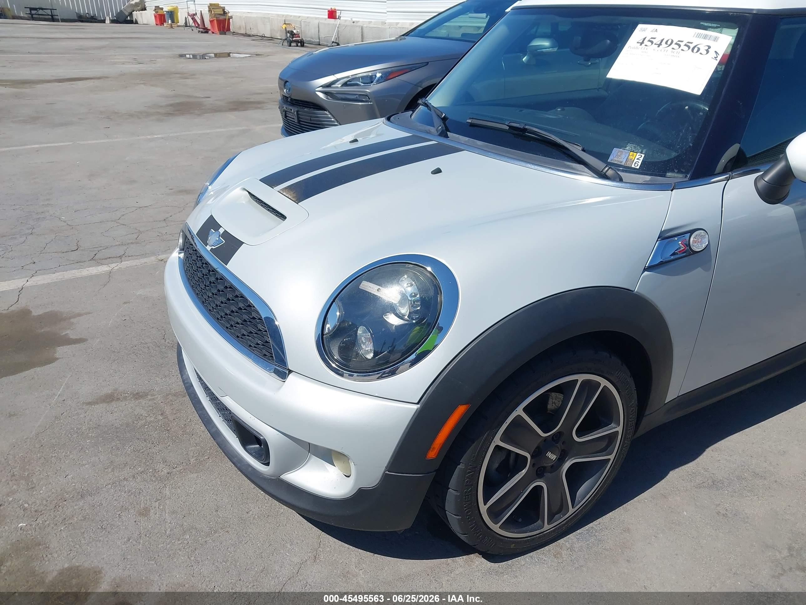 2013 Mini Clubman Cooper S Серебряный vin: WMWZG3C54DT576669