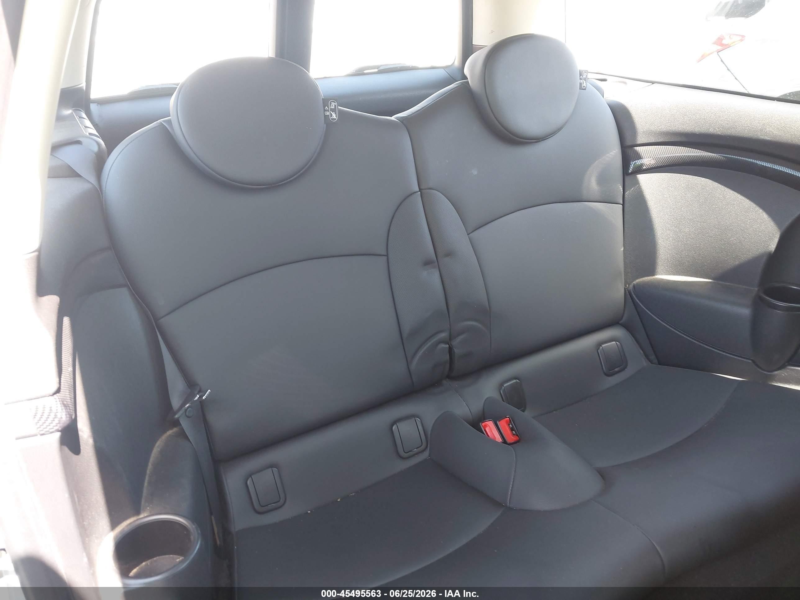2013 Mini Clubman Cooper S Серебряный vin: WMWZG3C54DT576669