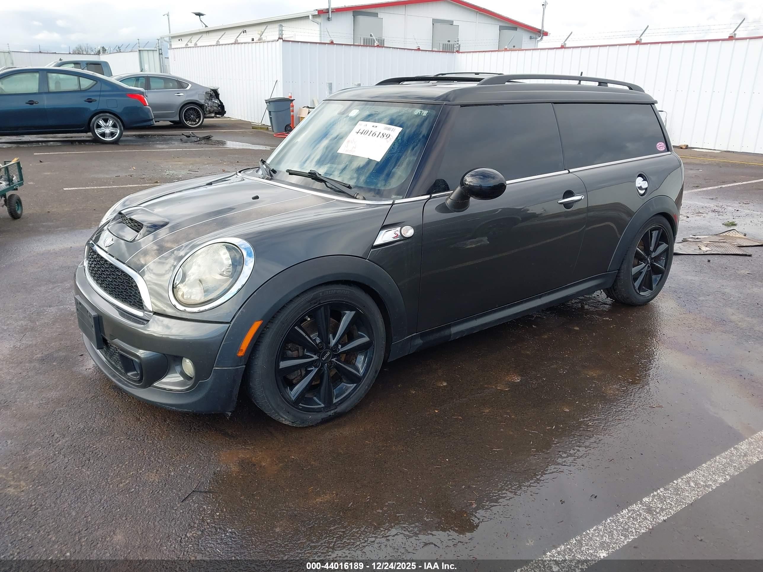 2011 Mini Cooper S Clubman   Gray vin: WMWZG3C55BTY36168