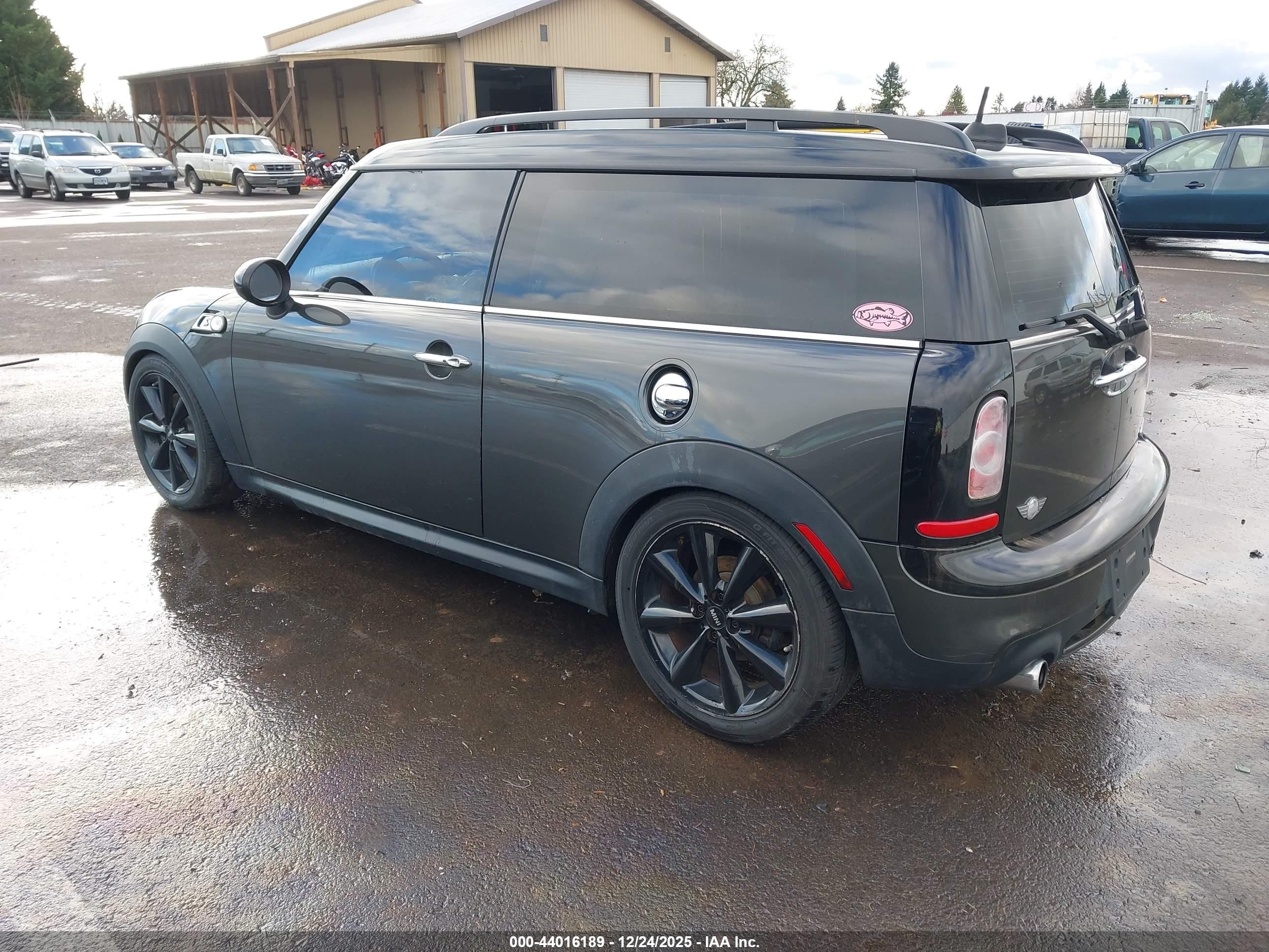 2011 Mini Cooper S Clubman   Gray vin: WMWZG3C55BTY36168