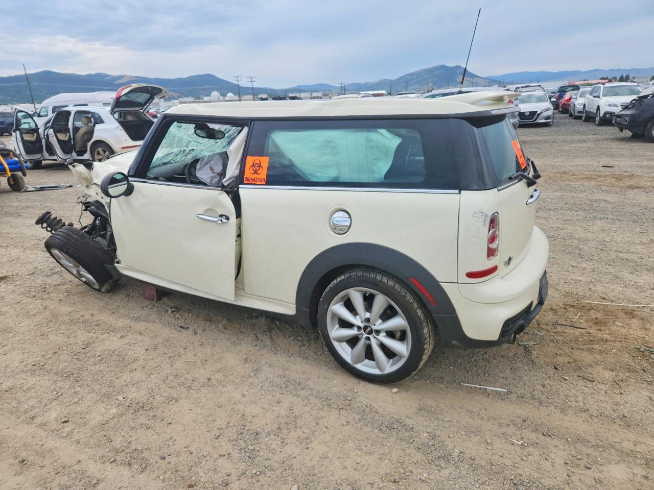 2012 Mini Cooper S Clubman White vin: WMWZG3C55CTY39136