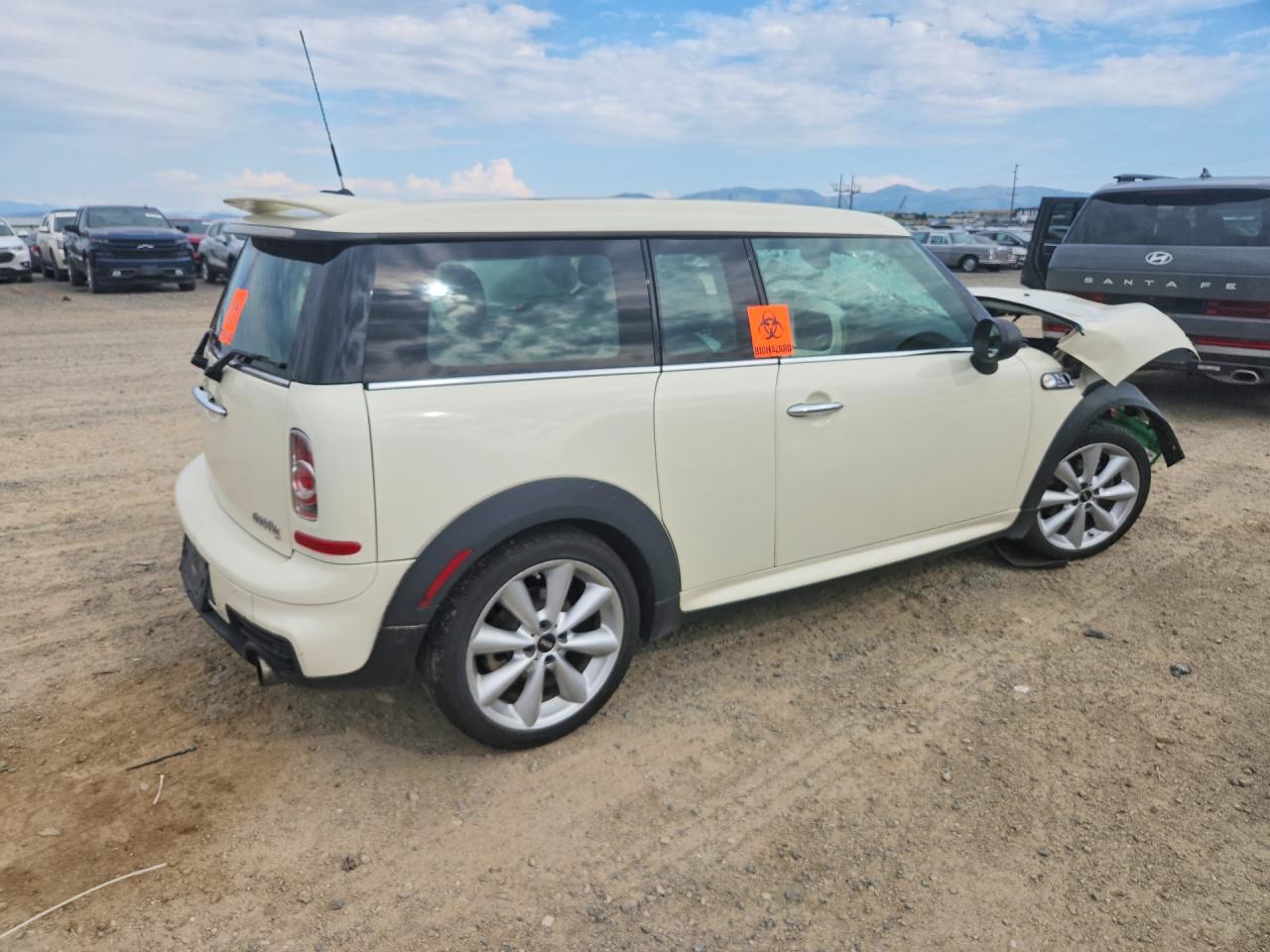 2012 Mini Cooper S Clubman White vin: WMWZG3C55CTY39136