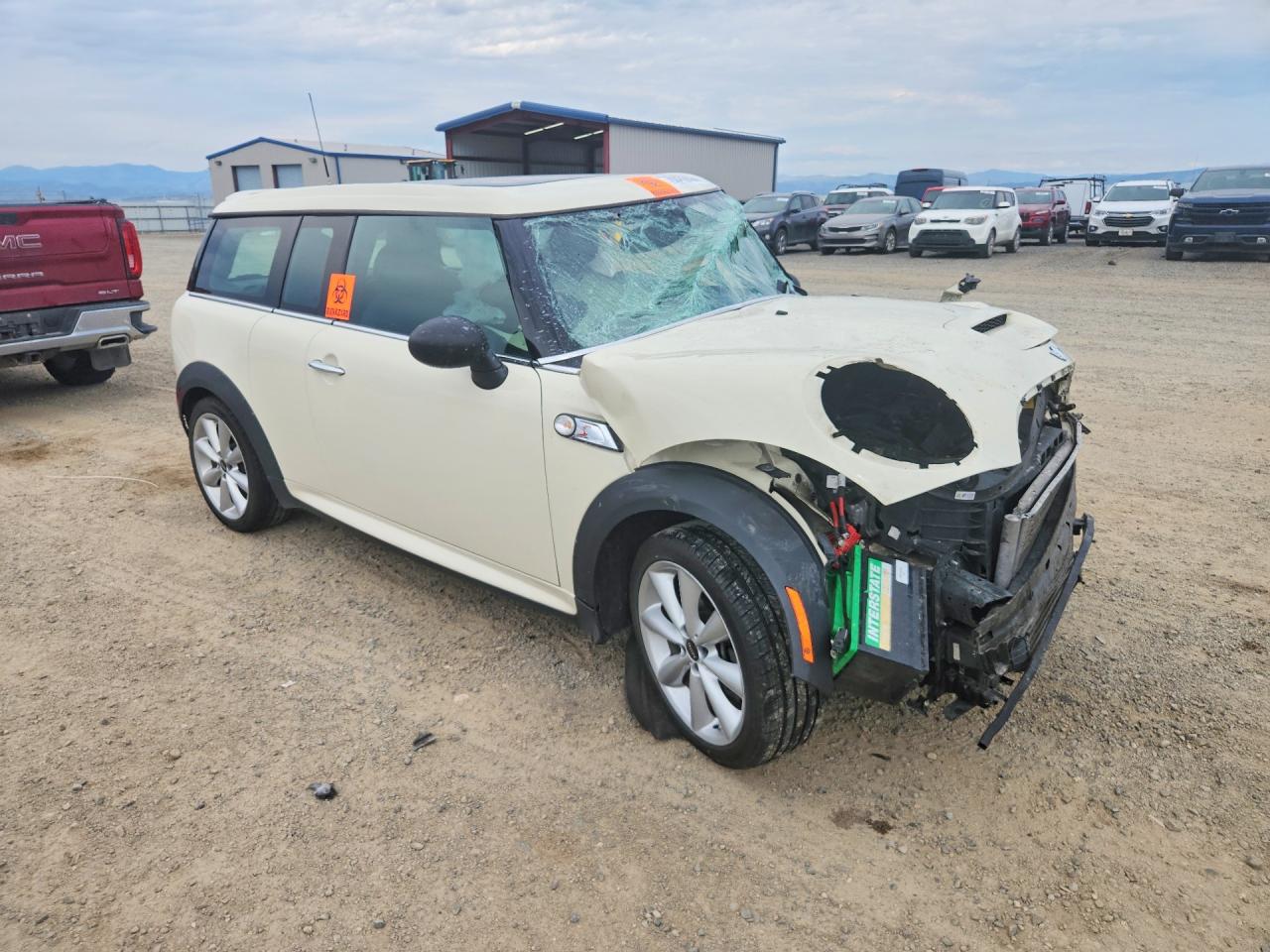 2012 Mini Cooper S Clubman White vin: WMWZG3C55CTY39136