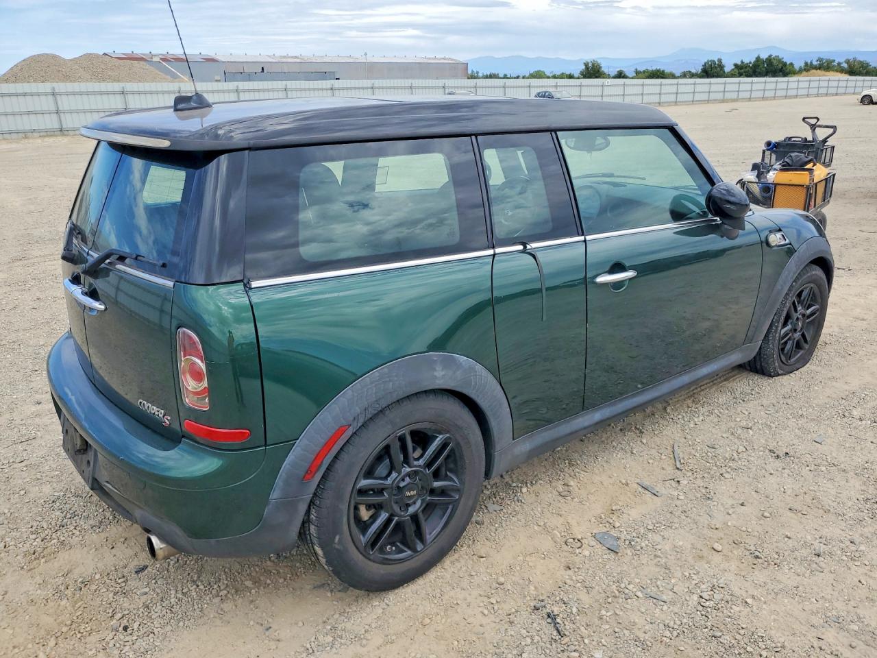 2013 Mini Cooper S Clubman Green vin: WMWZG3C55DTY39882